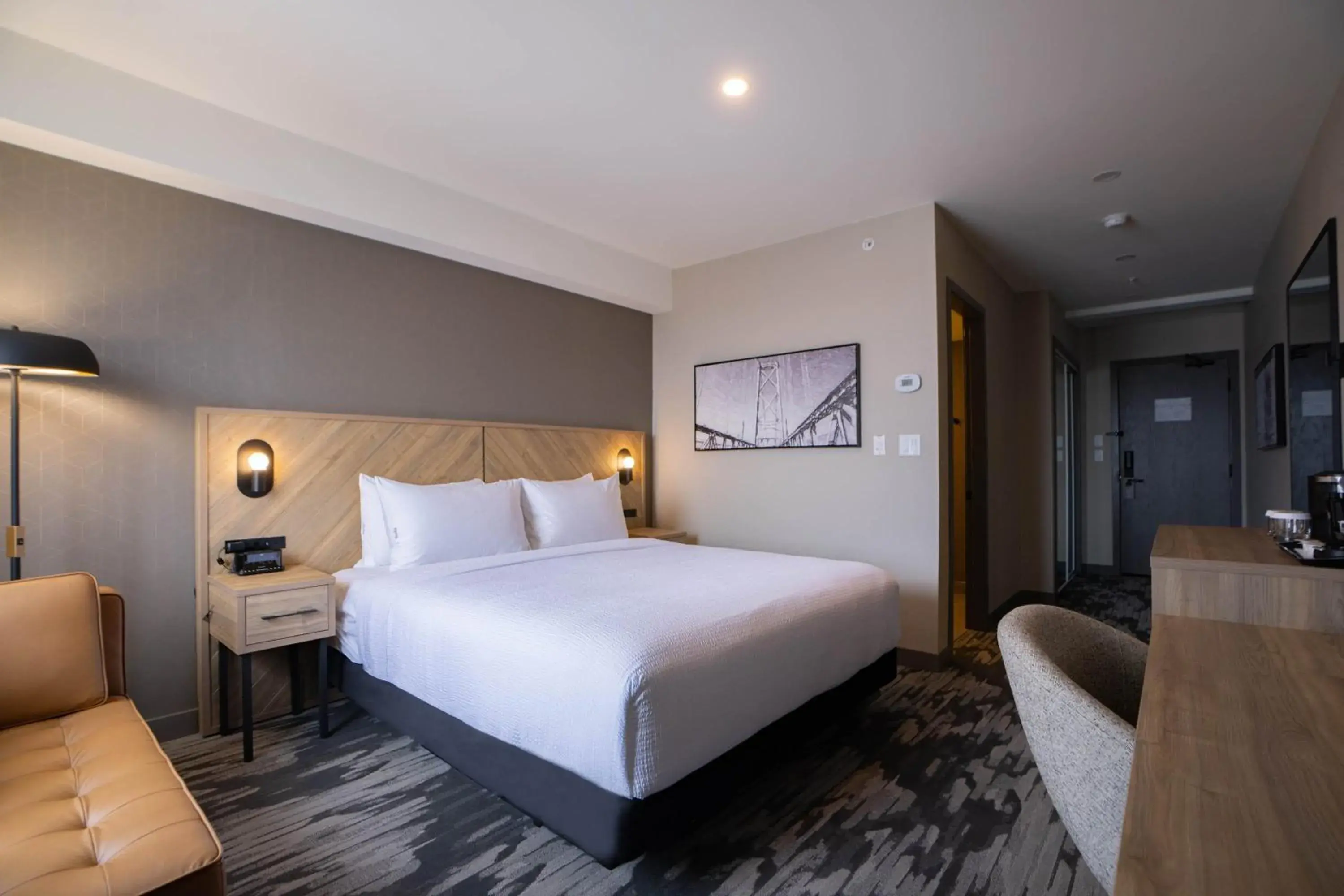 Photo of the whole room, Bed in Sandman Signature Dartmouth Hotel & Suites Photo of the whole room, Bed in Sandman Signature Dartmouth Hotel & Suites