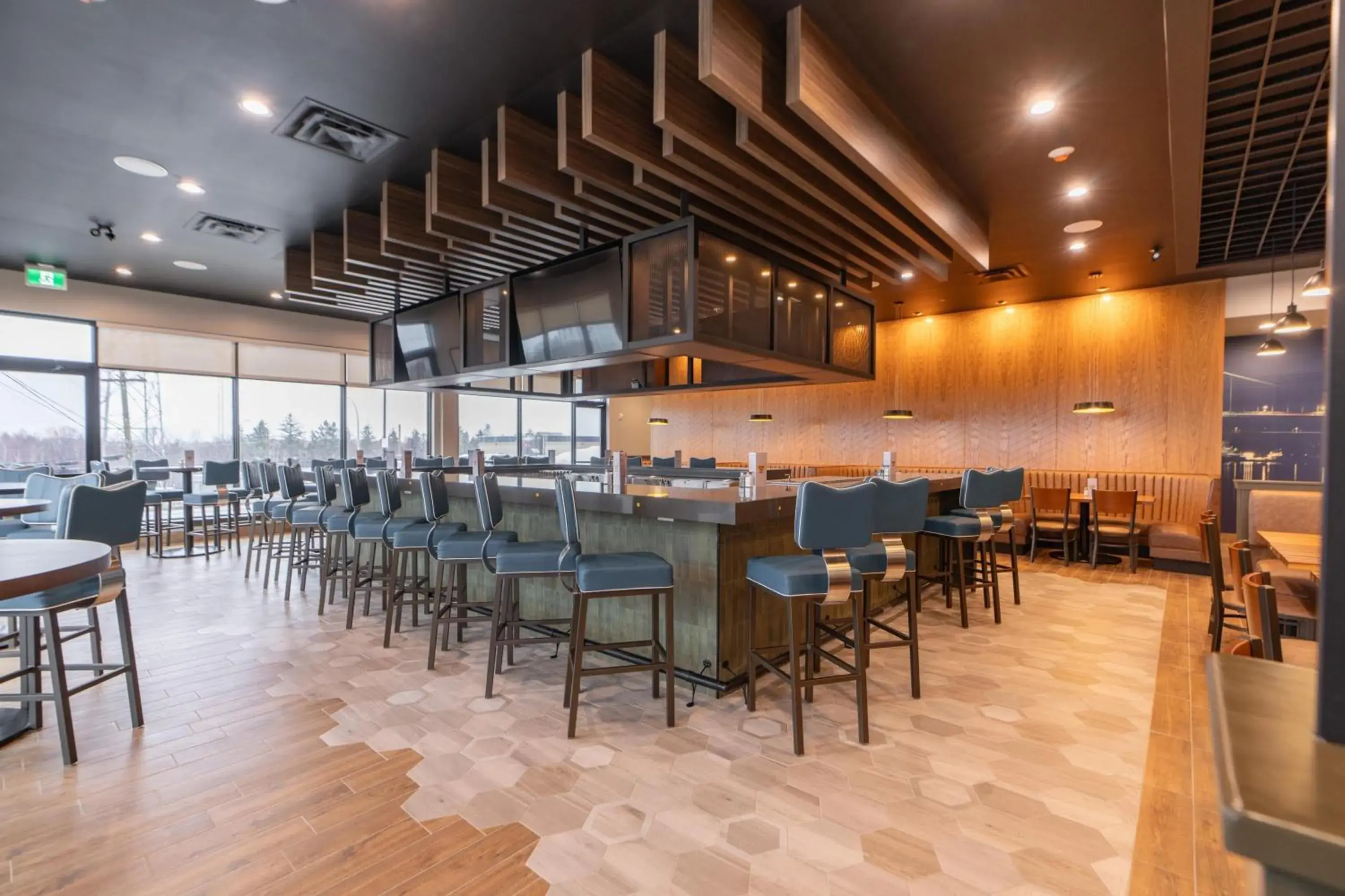 Restaurant/places to eat in Sandman Signature Dartmouth Hotel & Suites Restaurant/places to eat in Sandman Signature Dartmouth Hotel & Suites