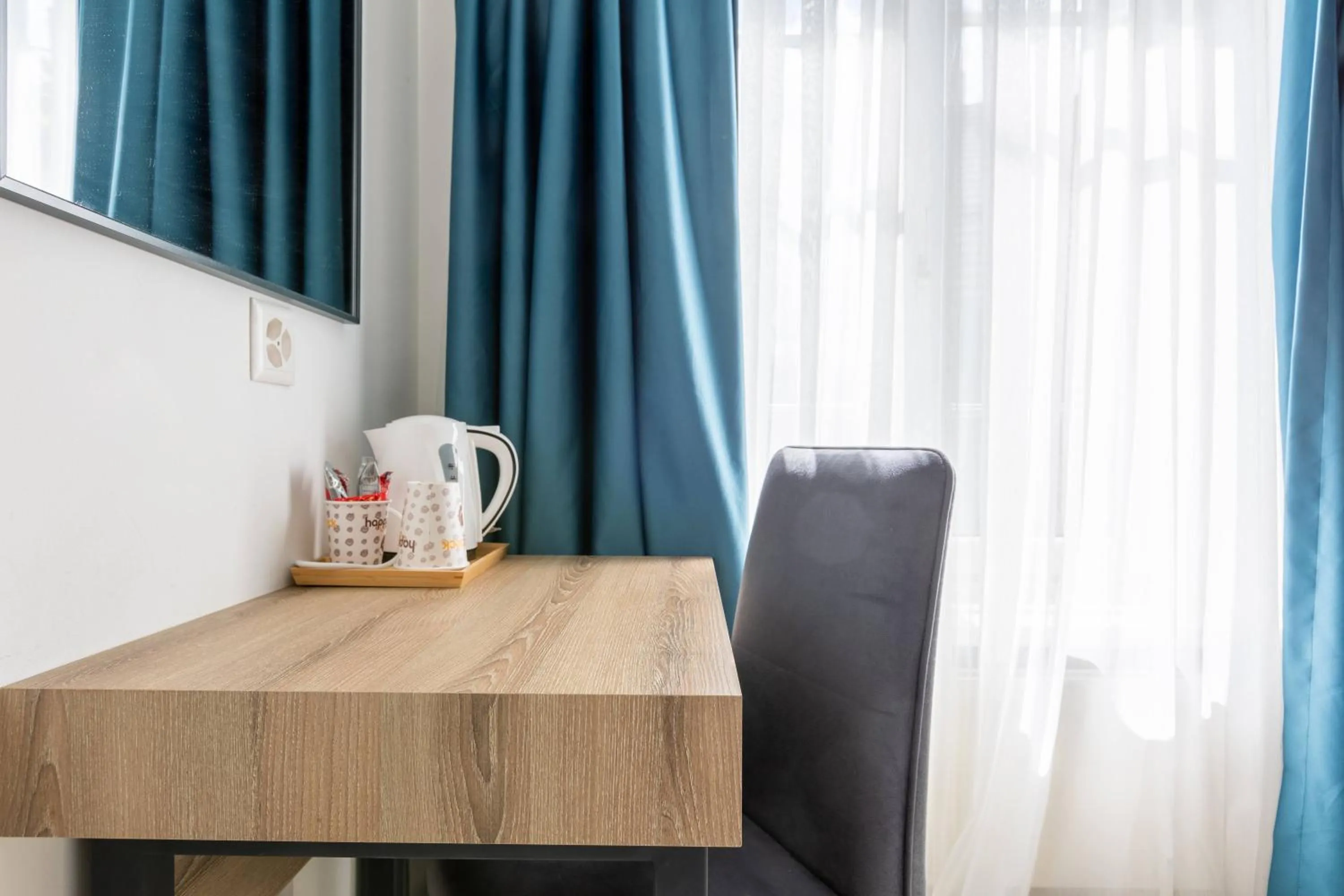 Coffee/tea facilities in Nani City Hotel Self Check-In