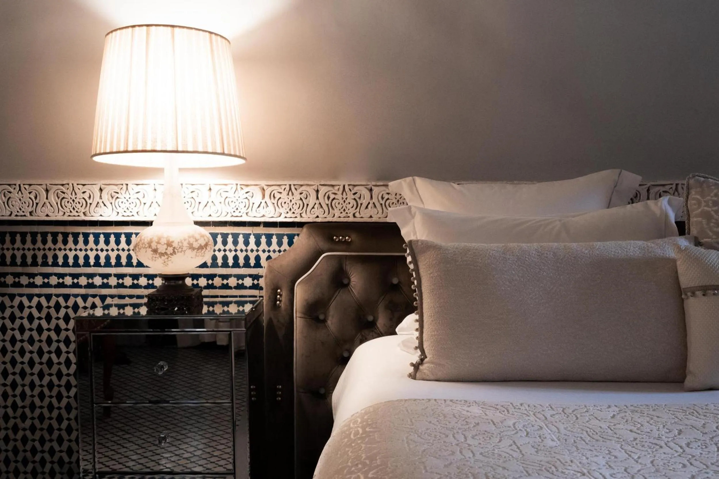 Bed in Riad Fes - Relais & Châteaux