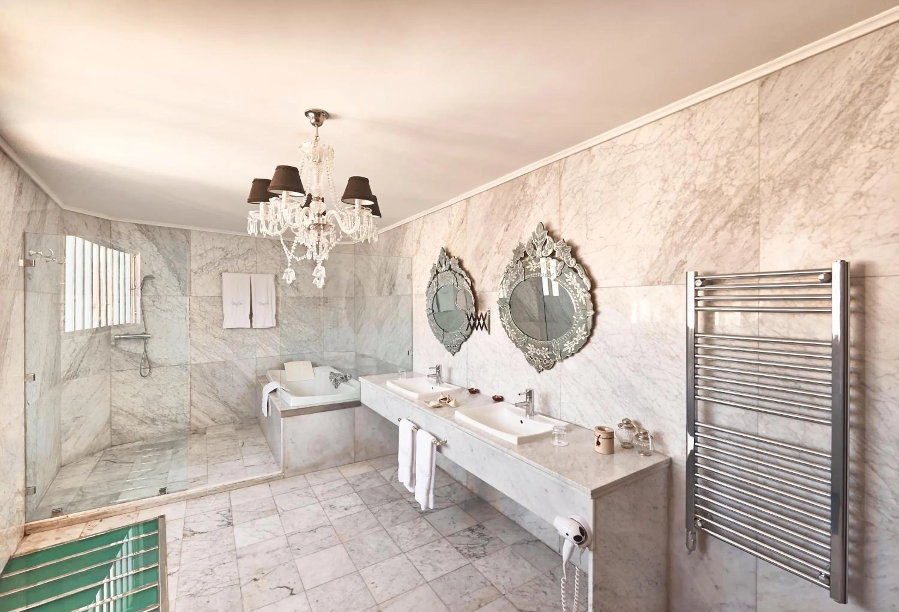 Bathroom in Riad Fes - Relais & Châteaux