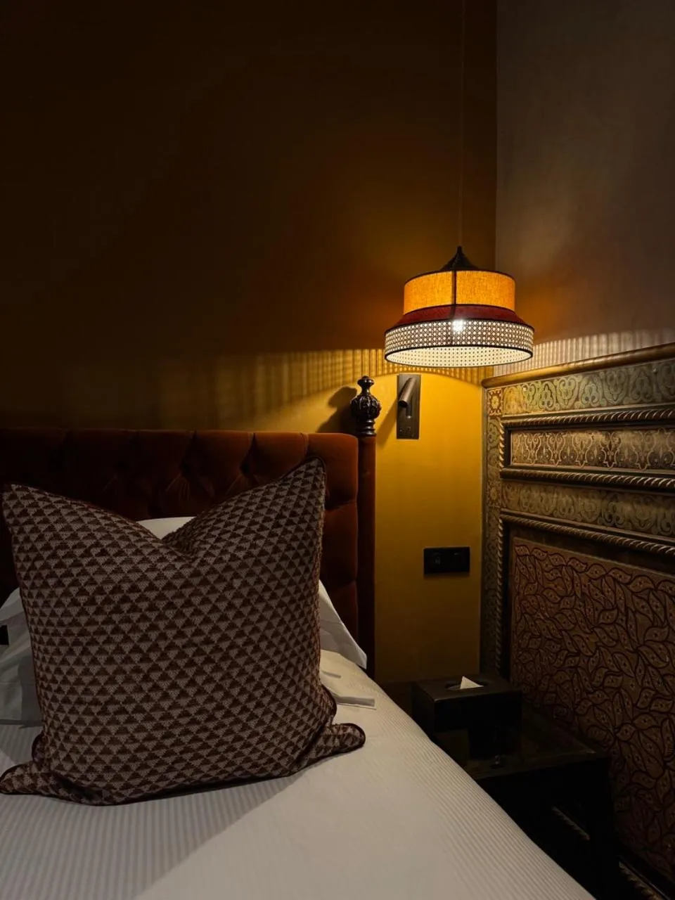 Bed in Riad Fes - Relais & Châteaux