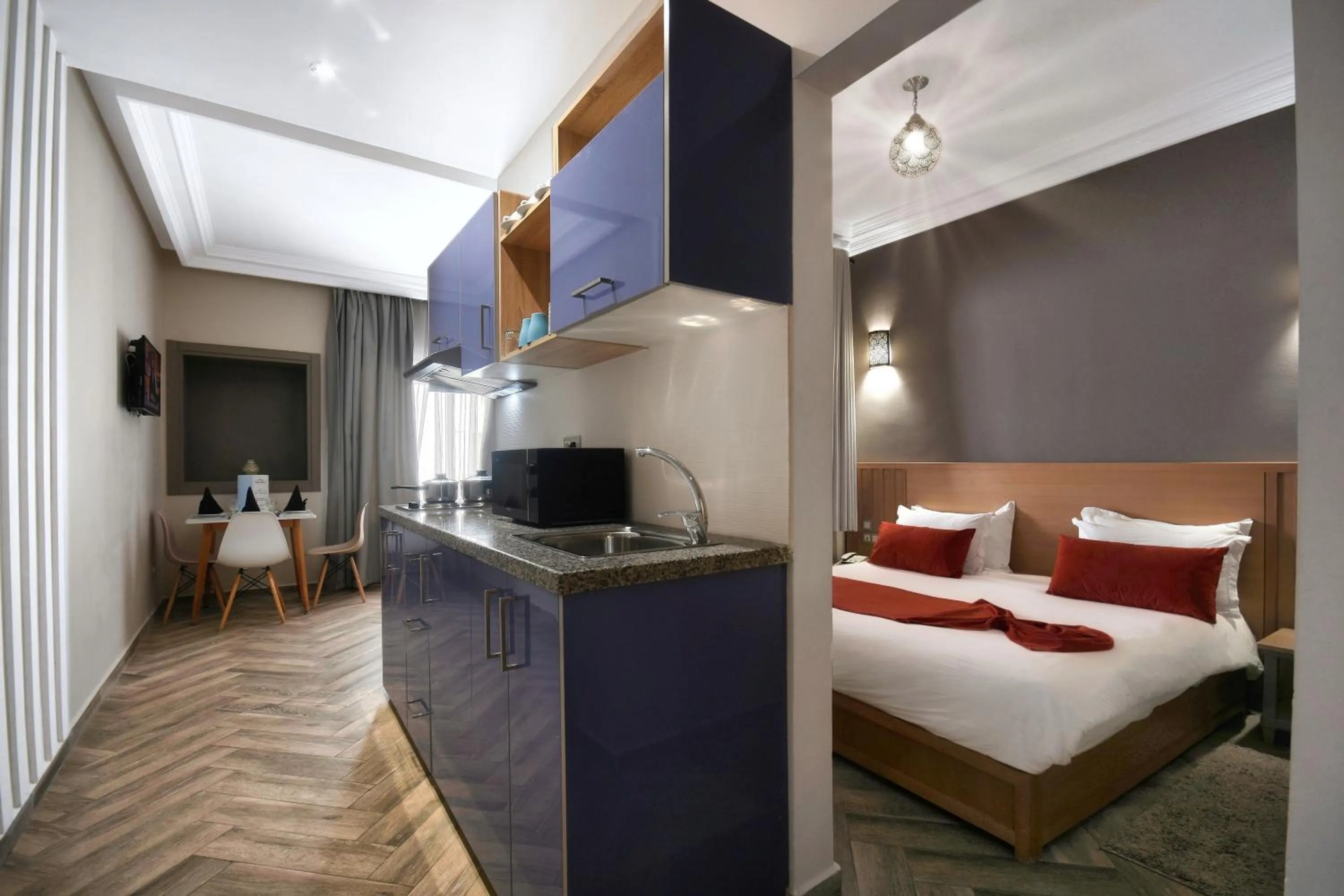 Bedroom, Bed in Golden Beach Appart'hotel