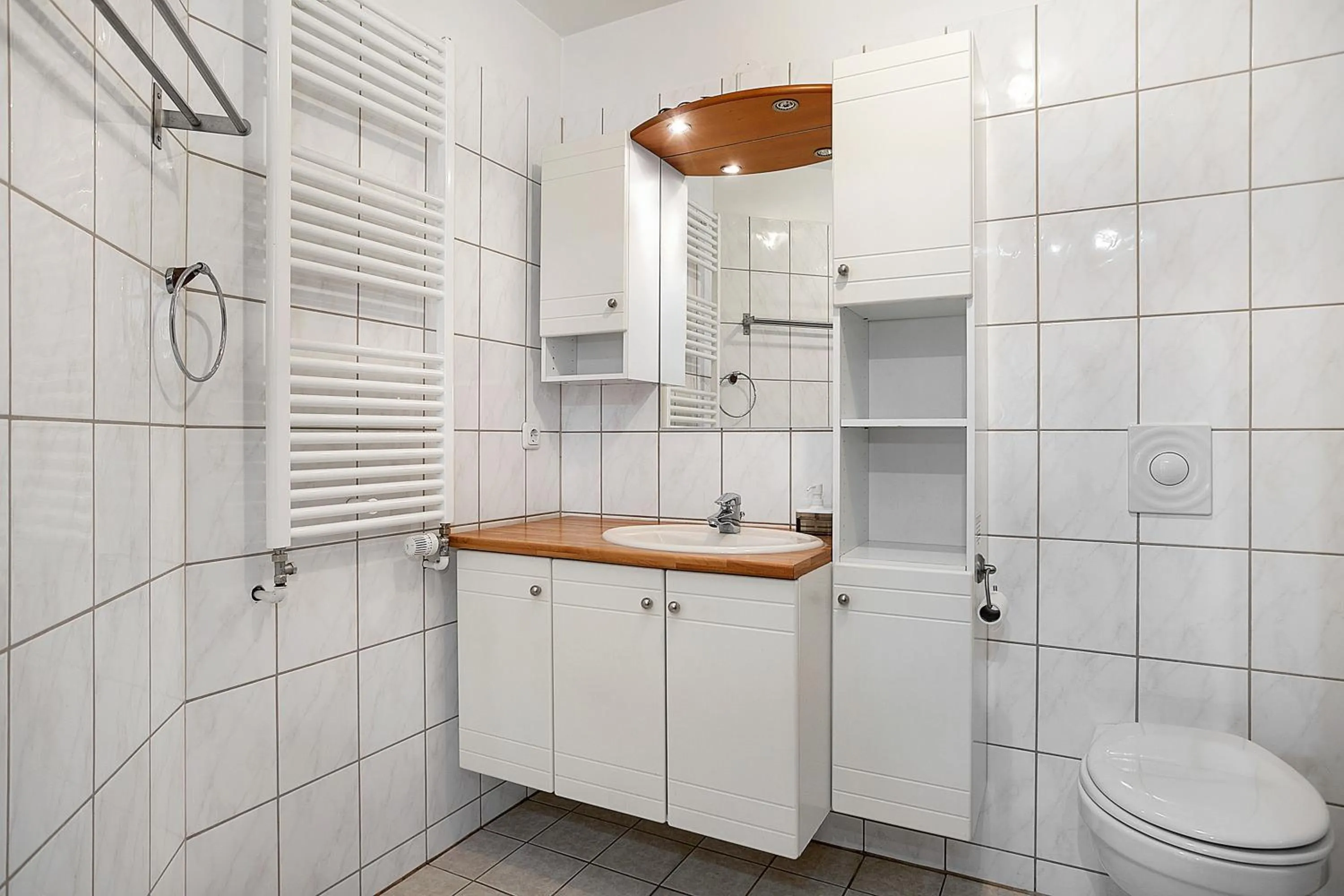 Toilet in Stay Apartments Einholt