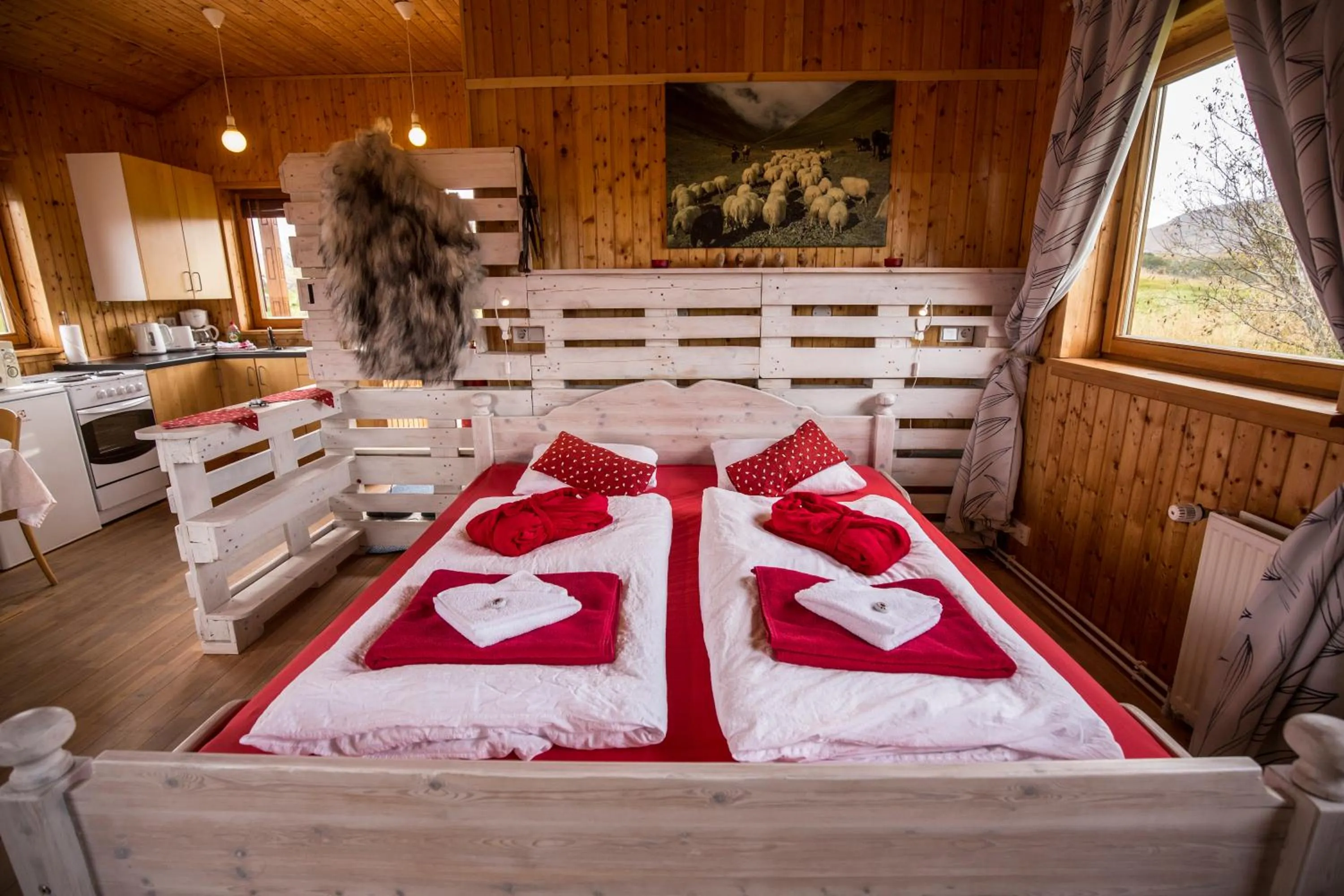 Bedroom, Bed in Hestasport Cottages