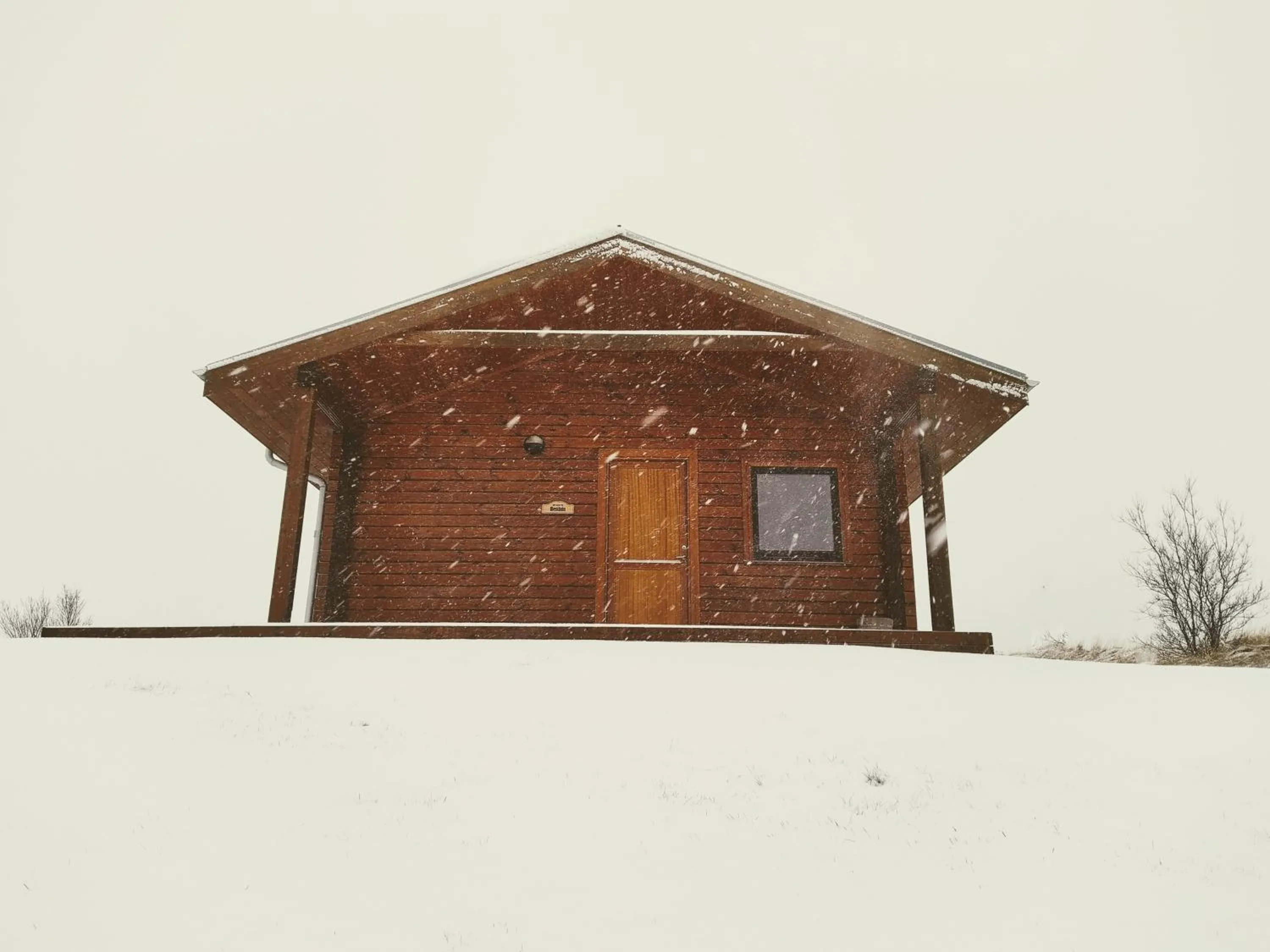 Photo of the whole room in Hestasport Cottages