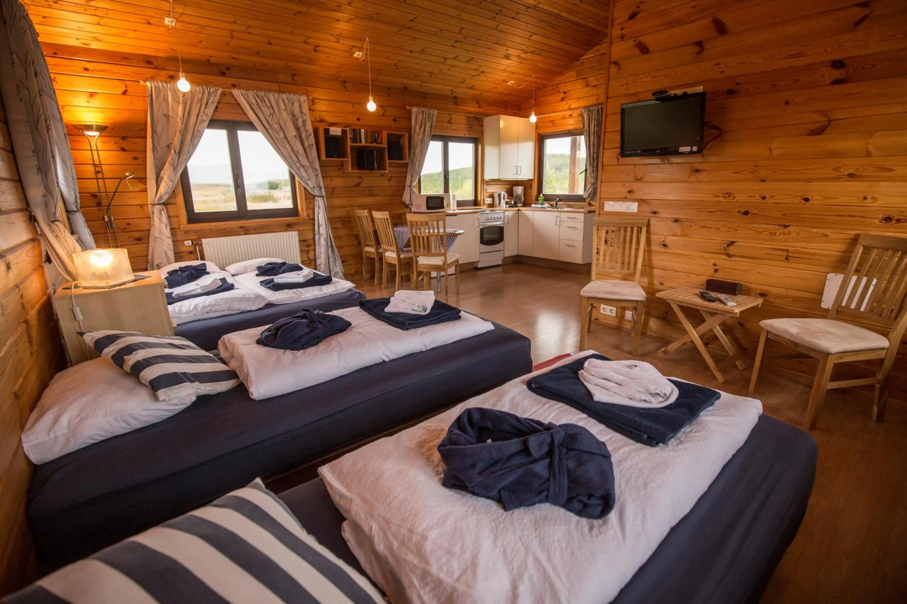 Bedroom, Bed in Hestasport Cottages