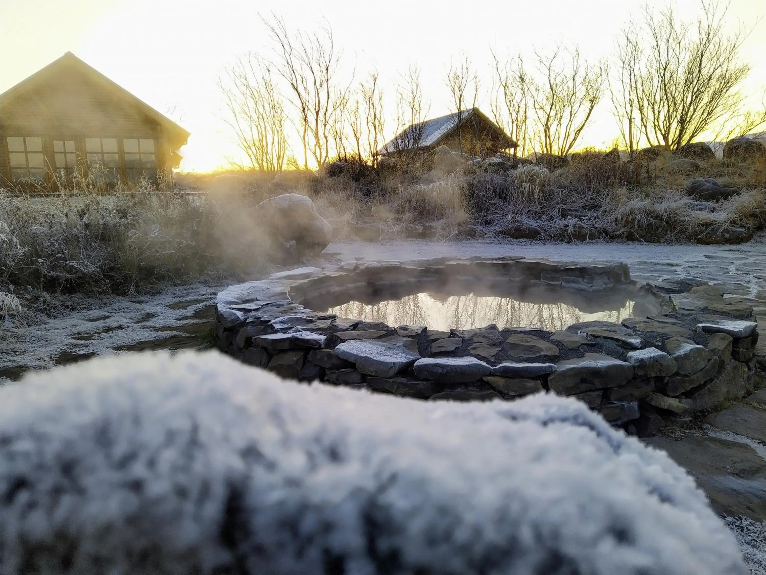 Pool view in Hestasport Cottages