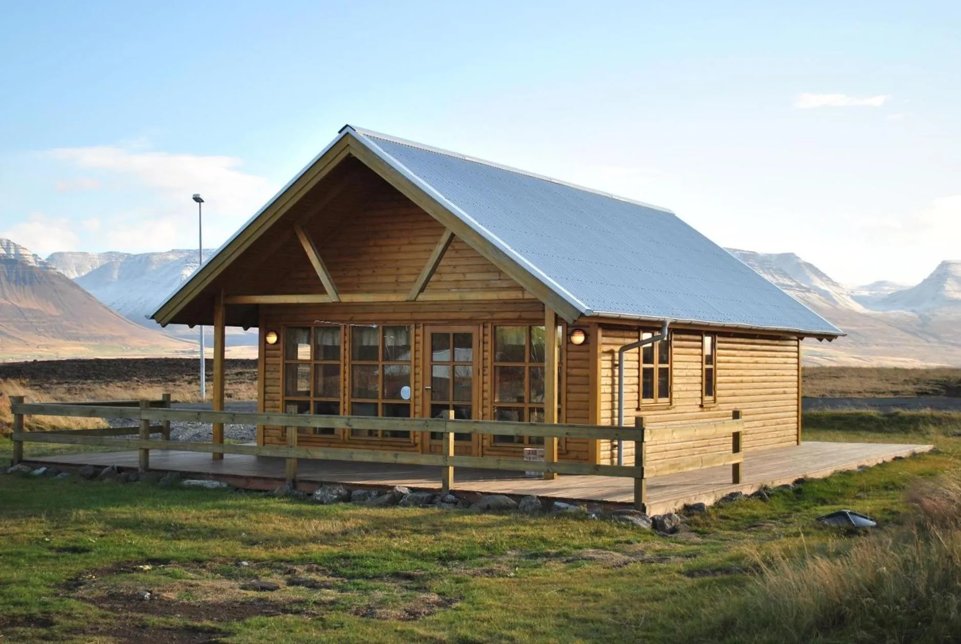 Facade/entrance in Hestasport Cottages
