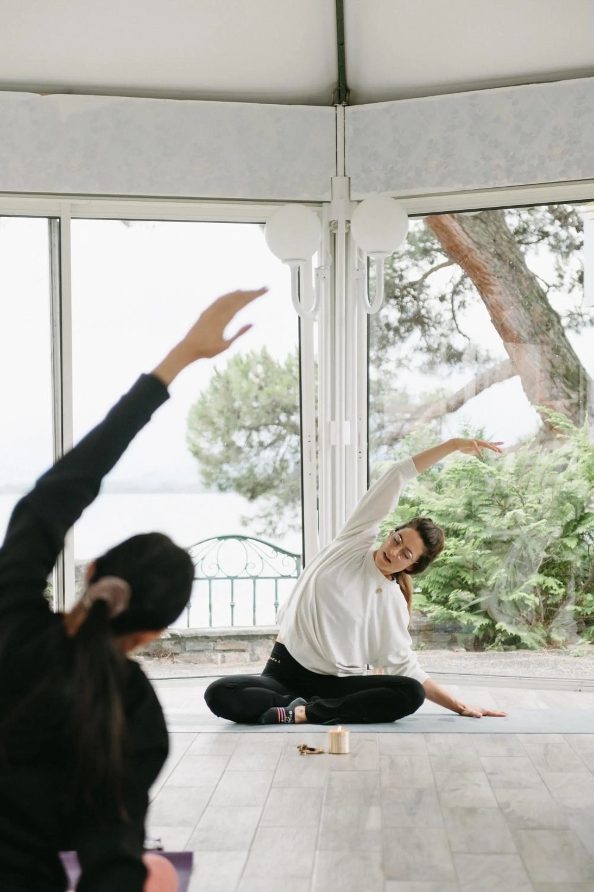 Patio in JETTY Montreux