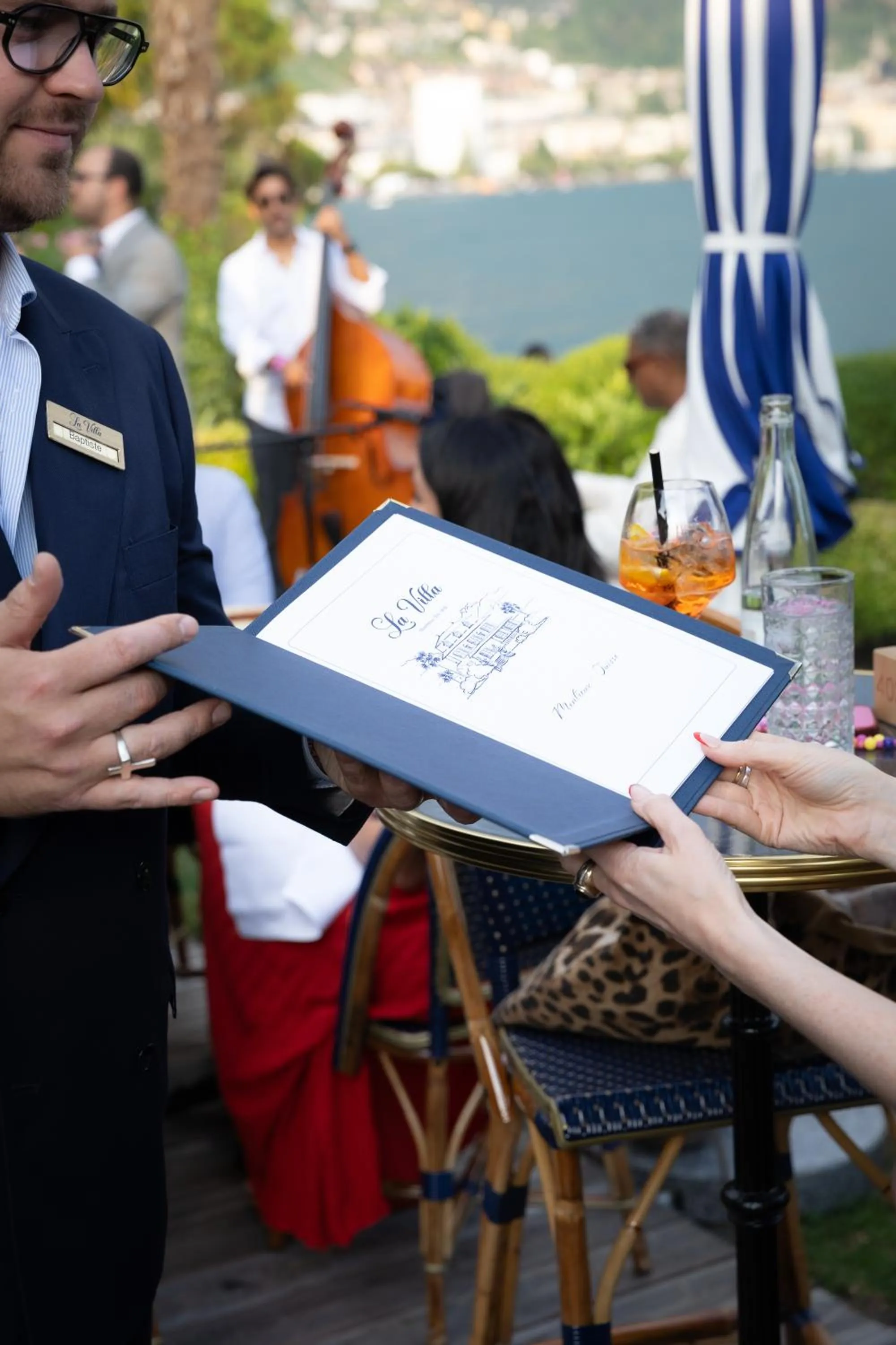 Restaurant/places to eat in La Villa