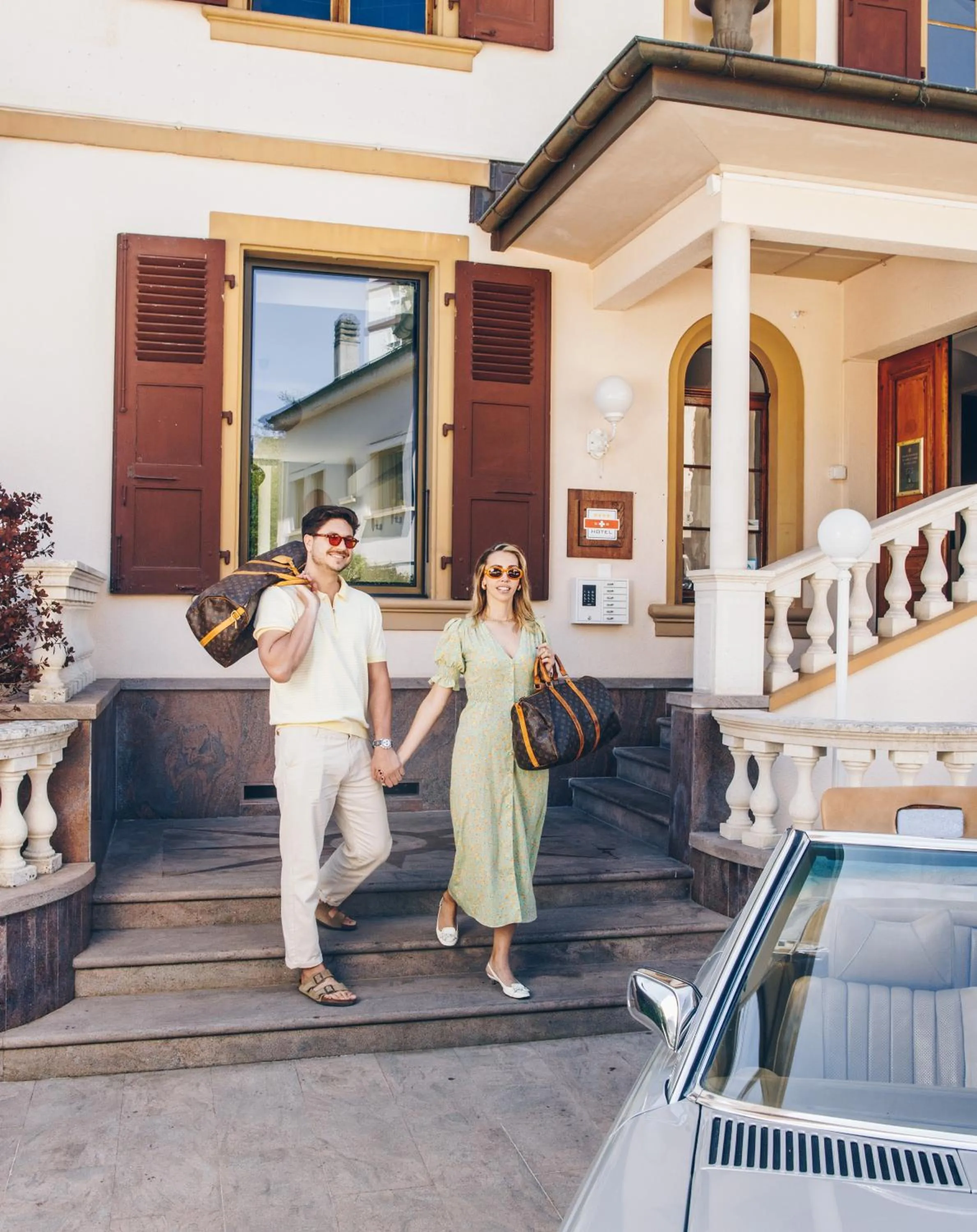 Facade/entrance in JETTY Montreux