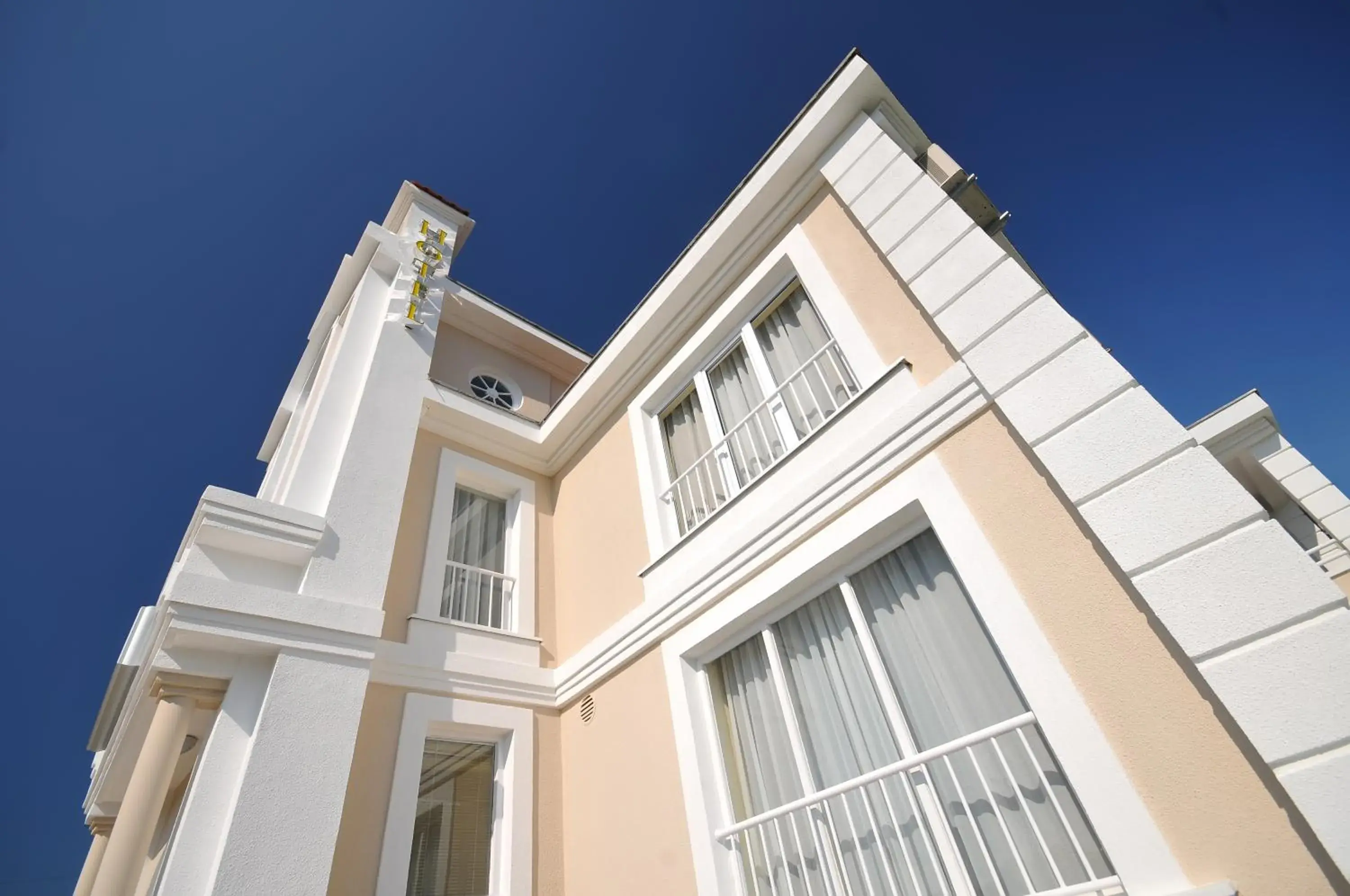 Facade/entrance in Philia Hotel Facade/entrance in Philia Hotel