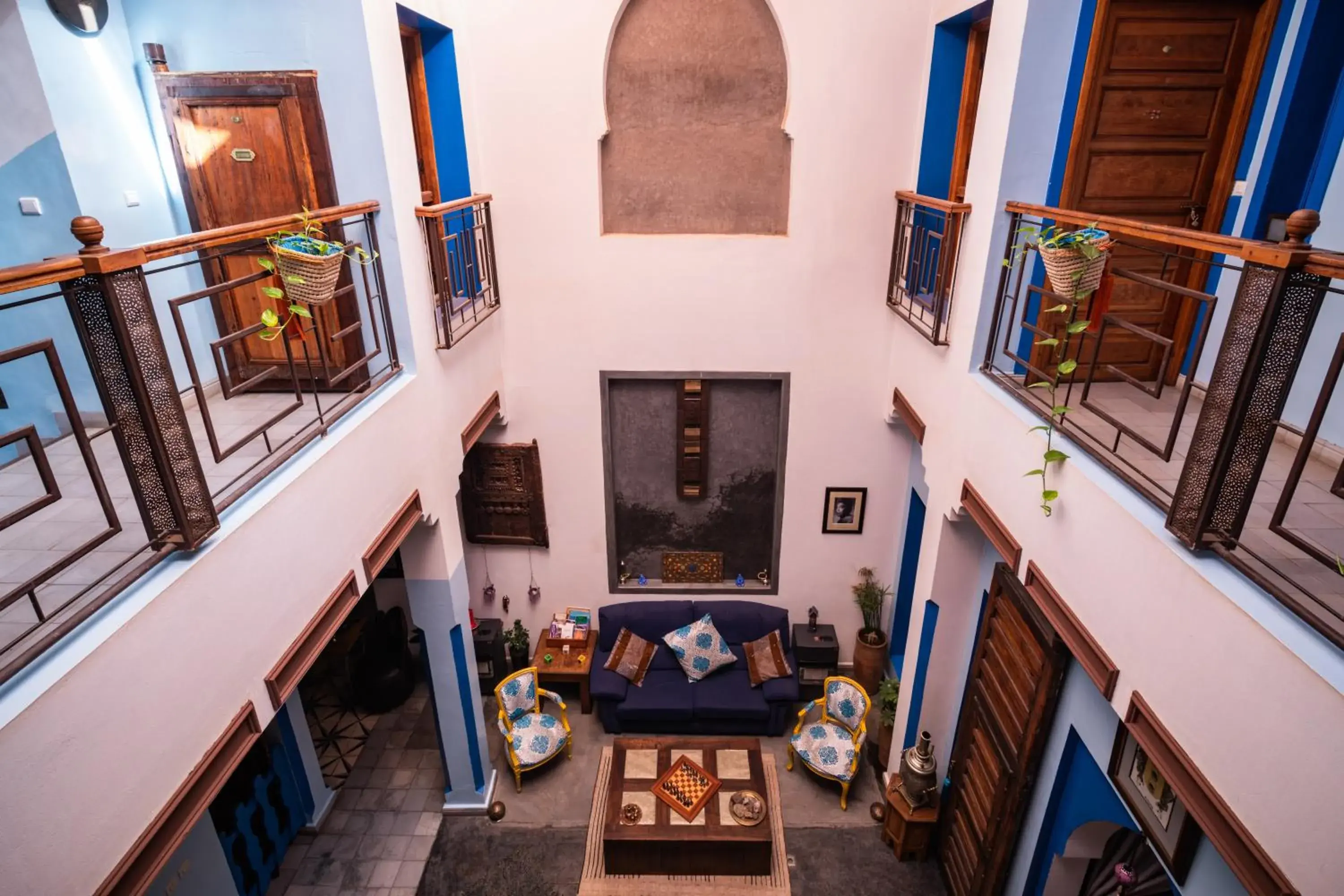 Riad Azcona Riad Azcona