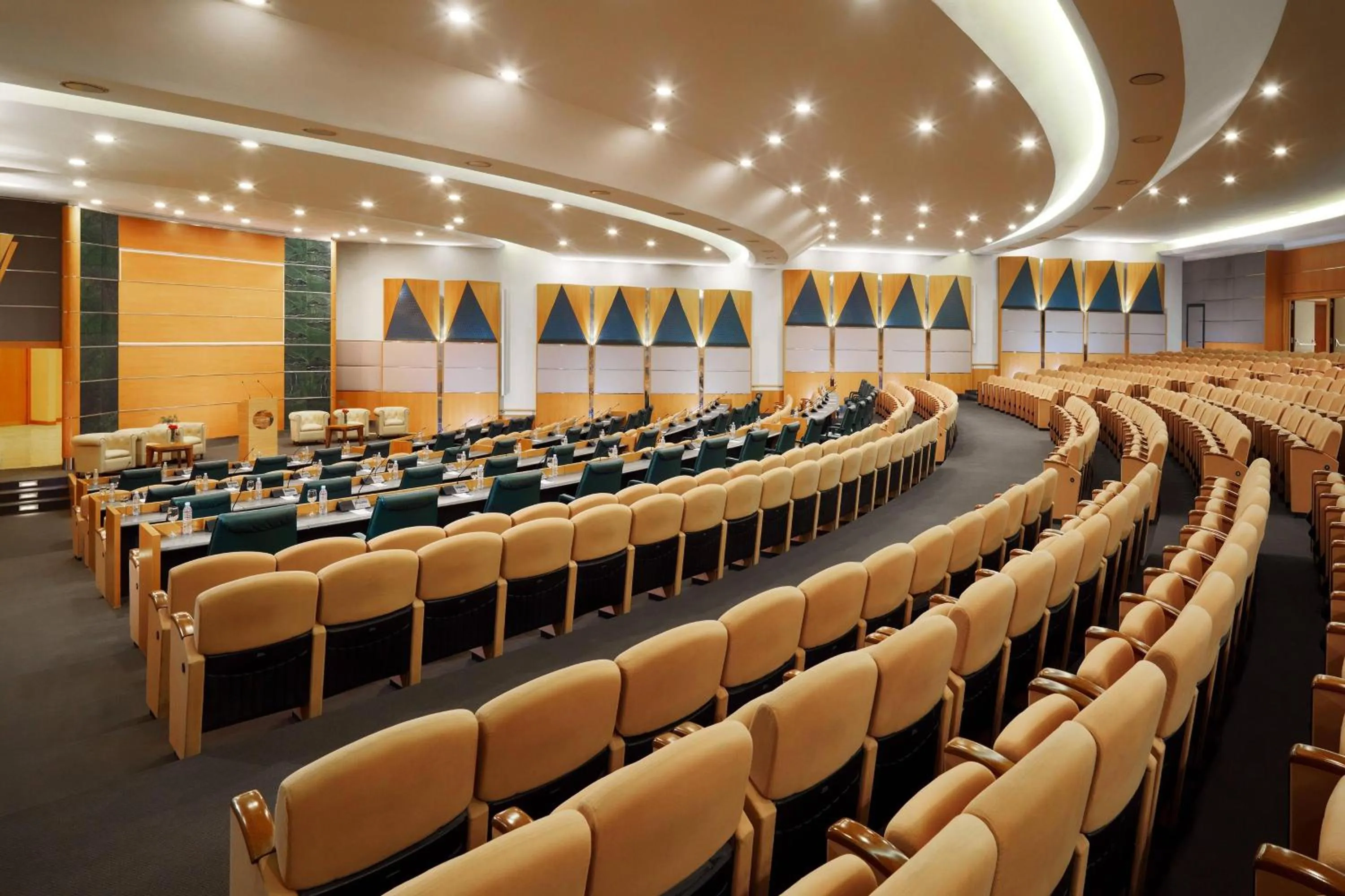 Meeting/conference room in Sheraton Club des Pins Resort