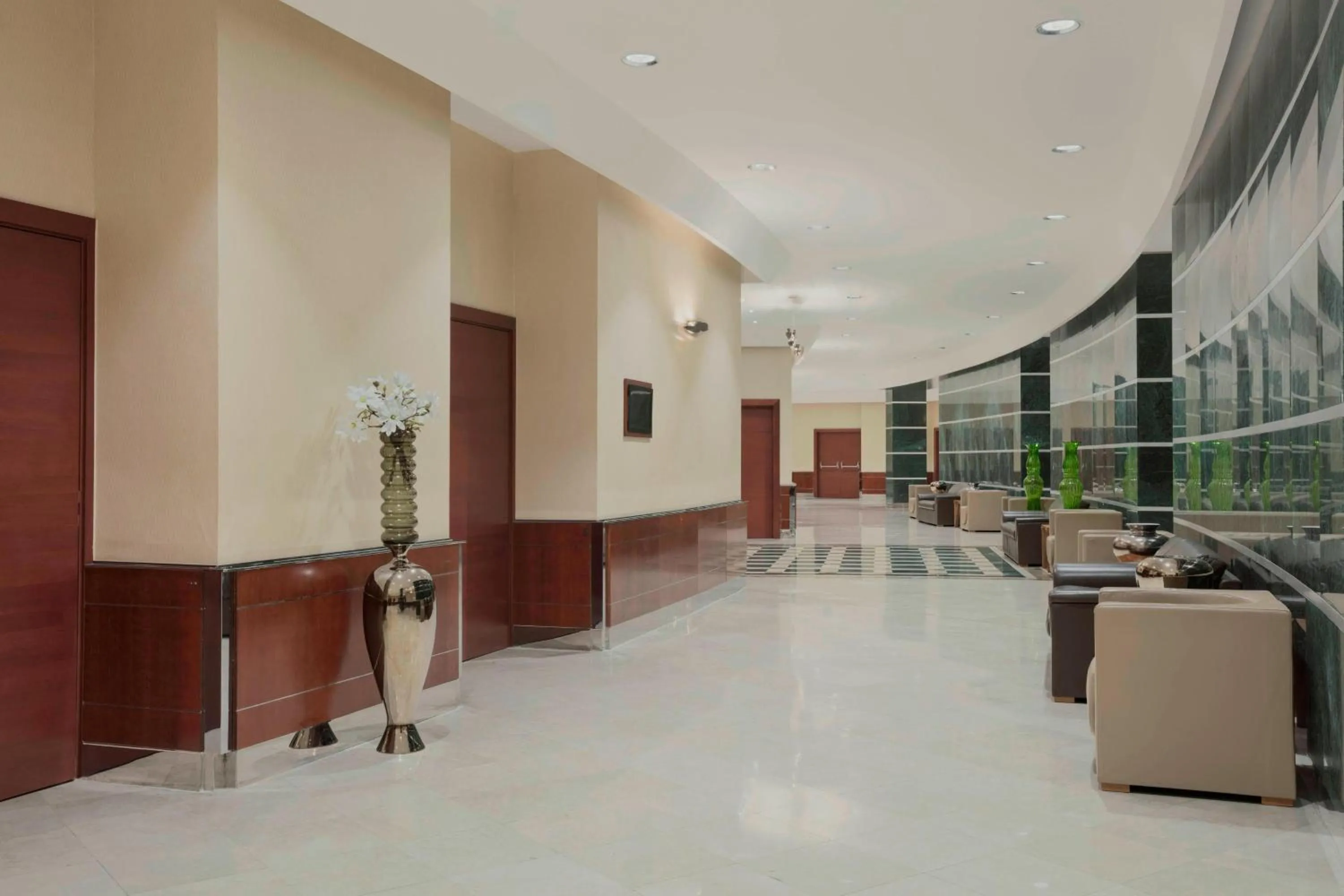 Meeting/conference room in Sheraton Club des Pins Resort