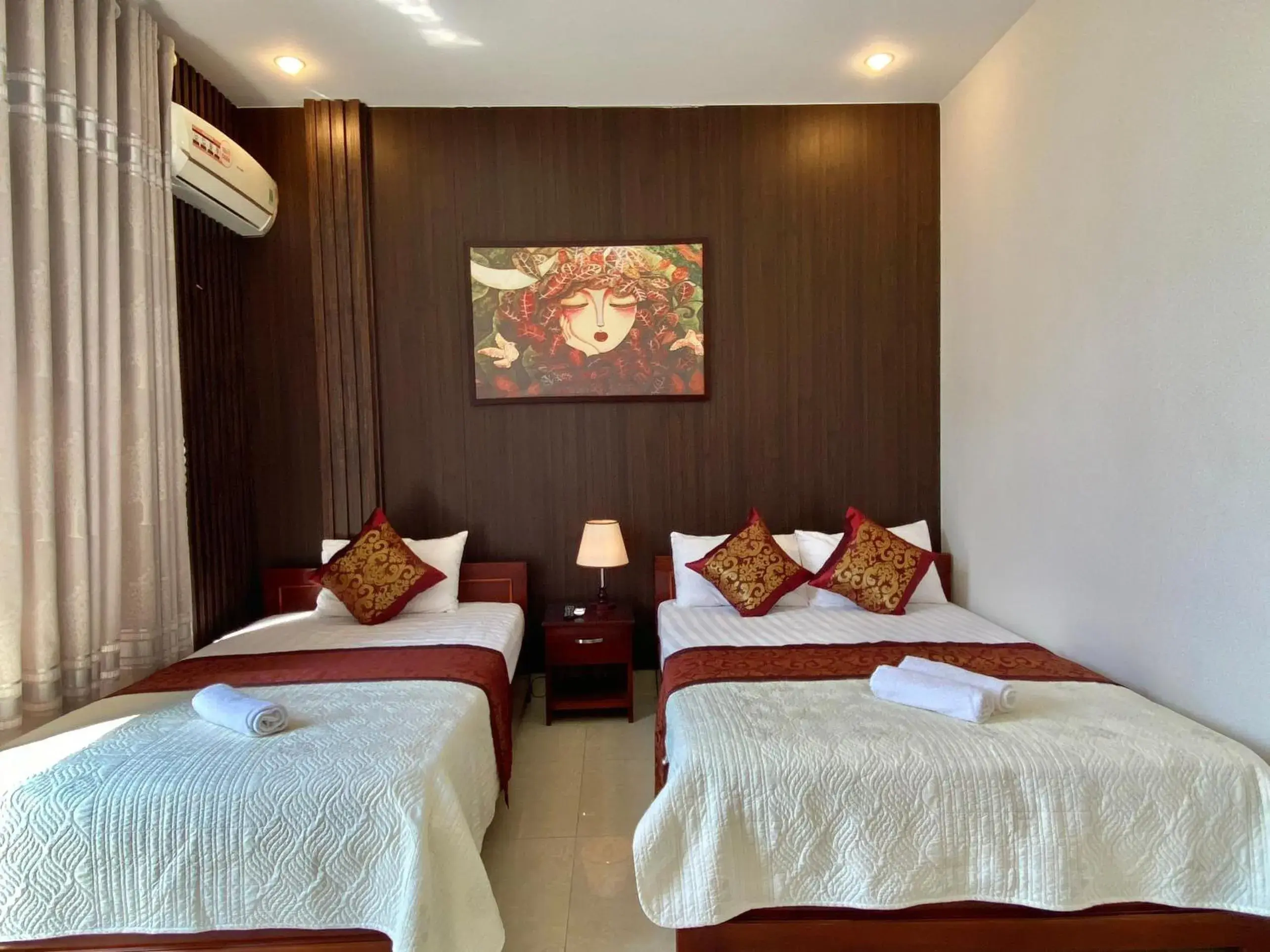 Bed in Hoàng Ngân Hotel Phú Yên Bed in Hoàng Ngân Hotel Phú Yên