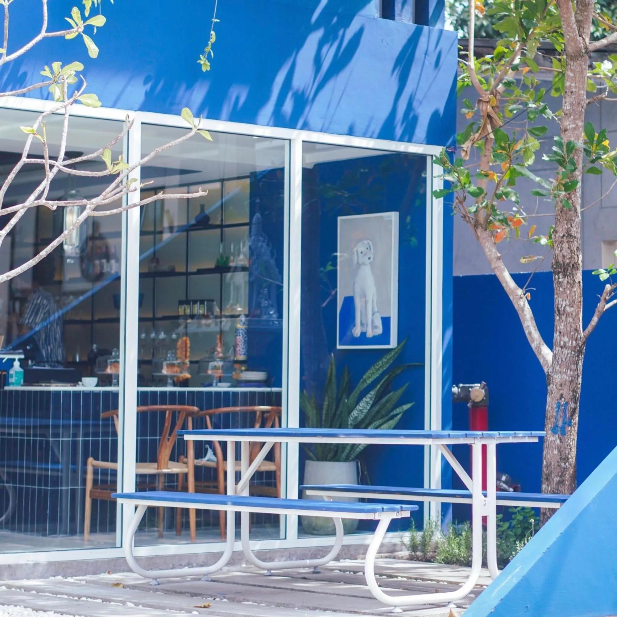 Property building in Kraam Silhouette Hotel and Cafe Phuket- Chalong pier Hotel