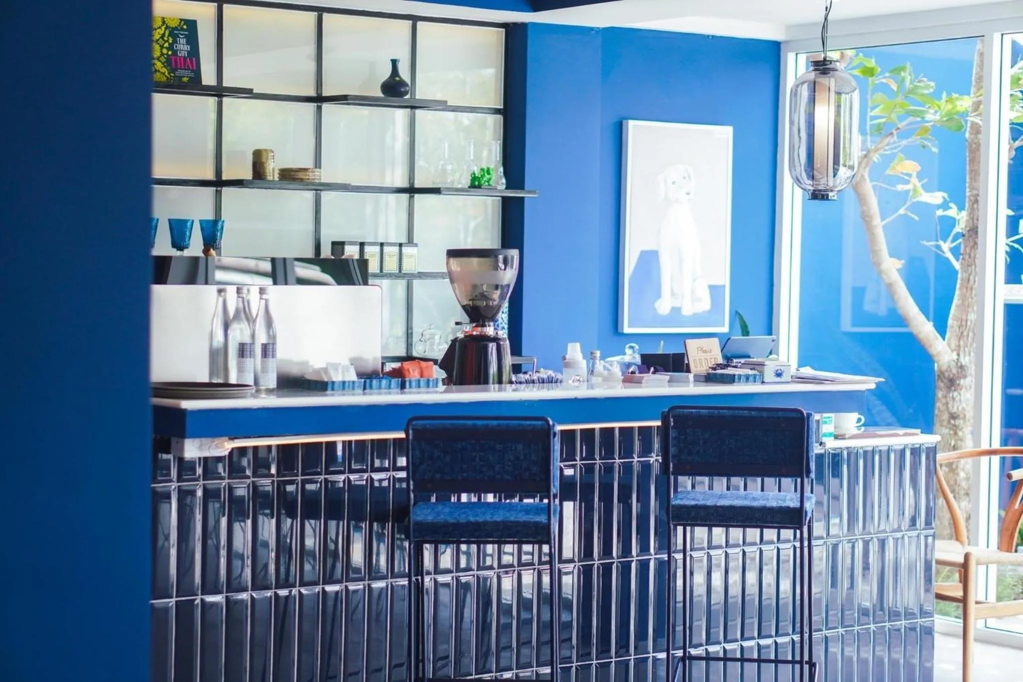 Restaurant/places to eat in Kraam Silhouette Hotel and Cafe Phuket- Chalong pier Hotel