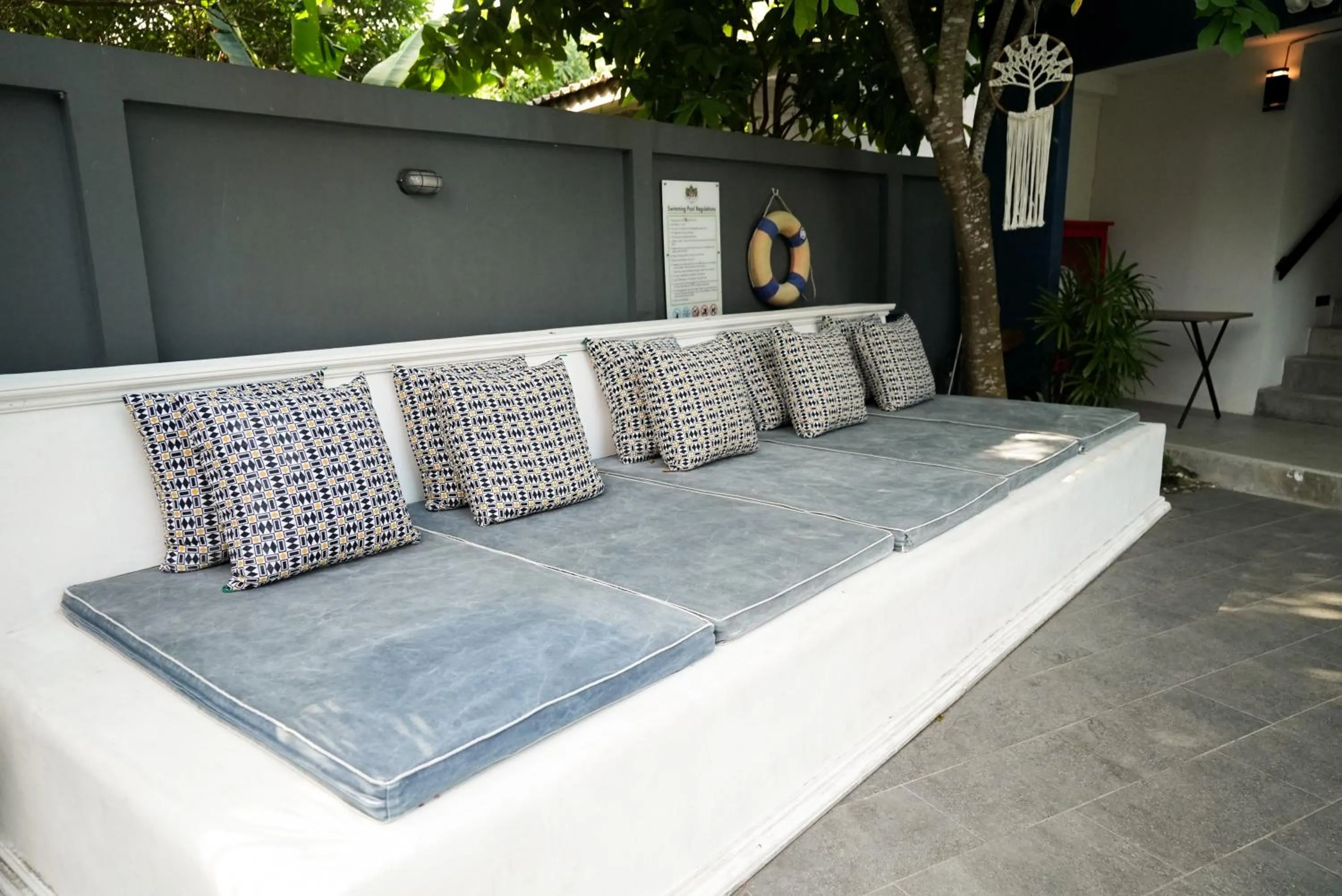 Seating area in Kraam Silhouette Hotel and Cafe Phuket- Chalong pier Hotel