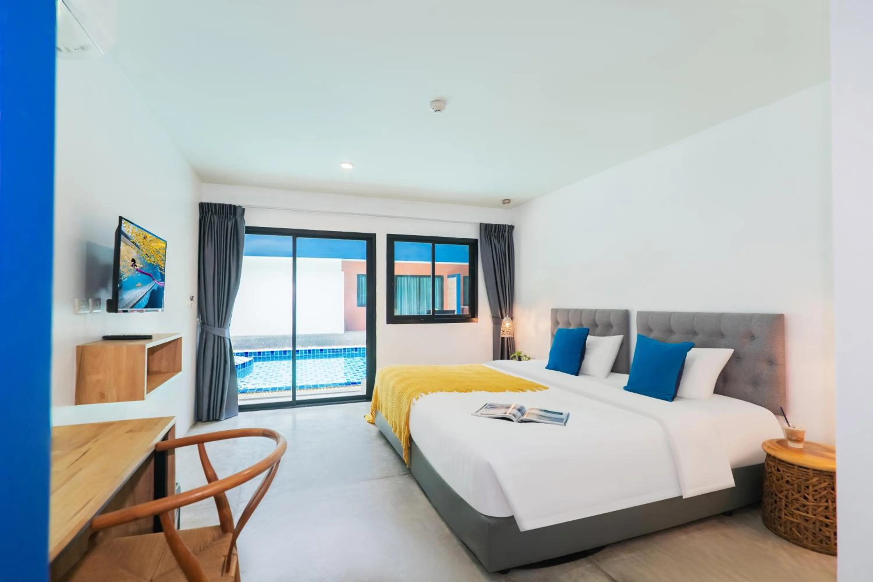 KRAAM Silhouette Hotel and Cafe Phuket