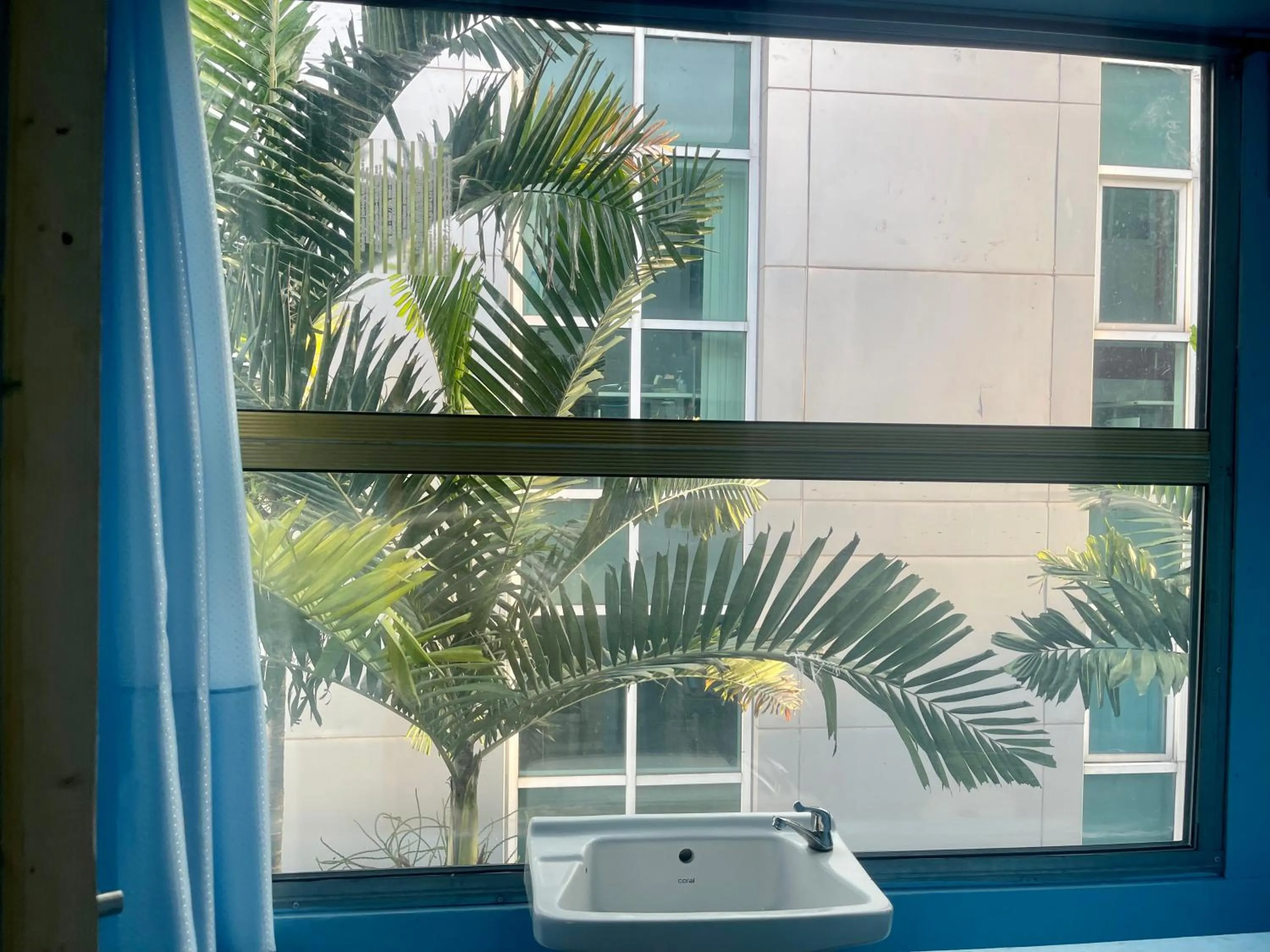 Bathroom in Doodle Lodge Bangkok