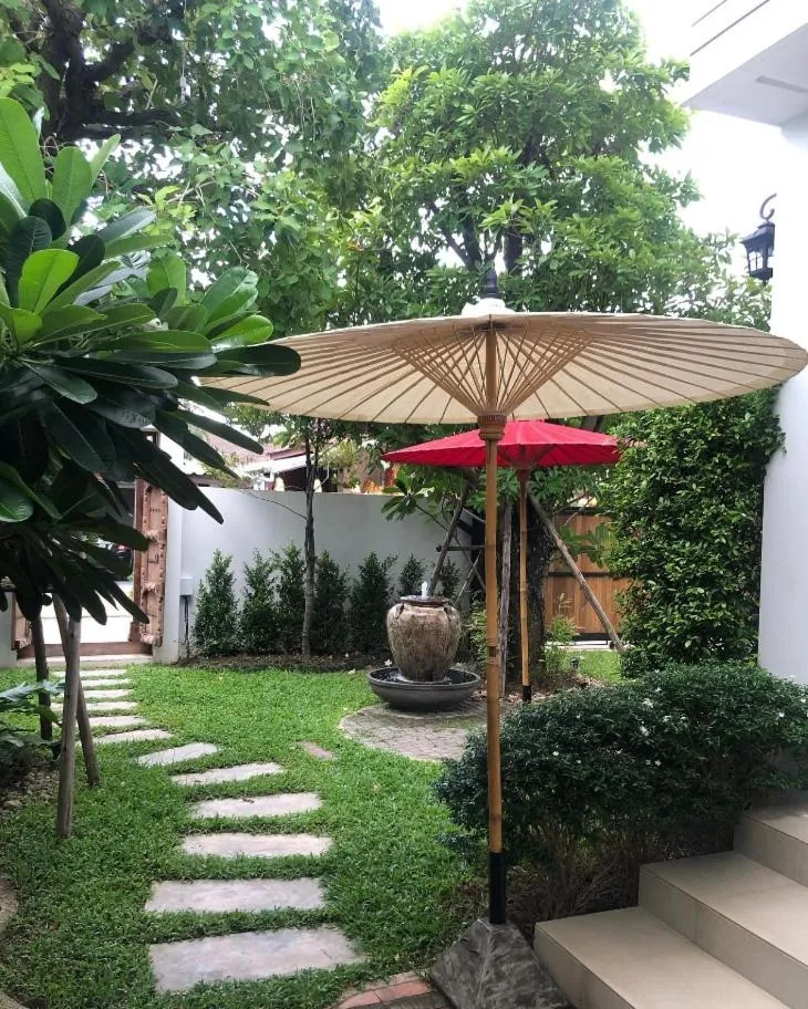 Garden in At Wara Bed And Breakfast