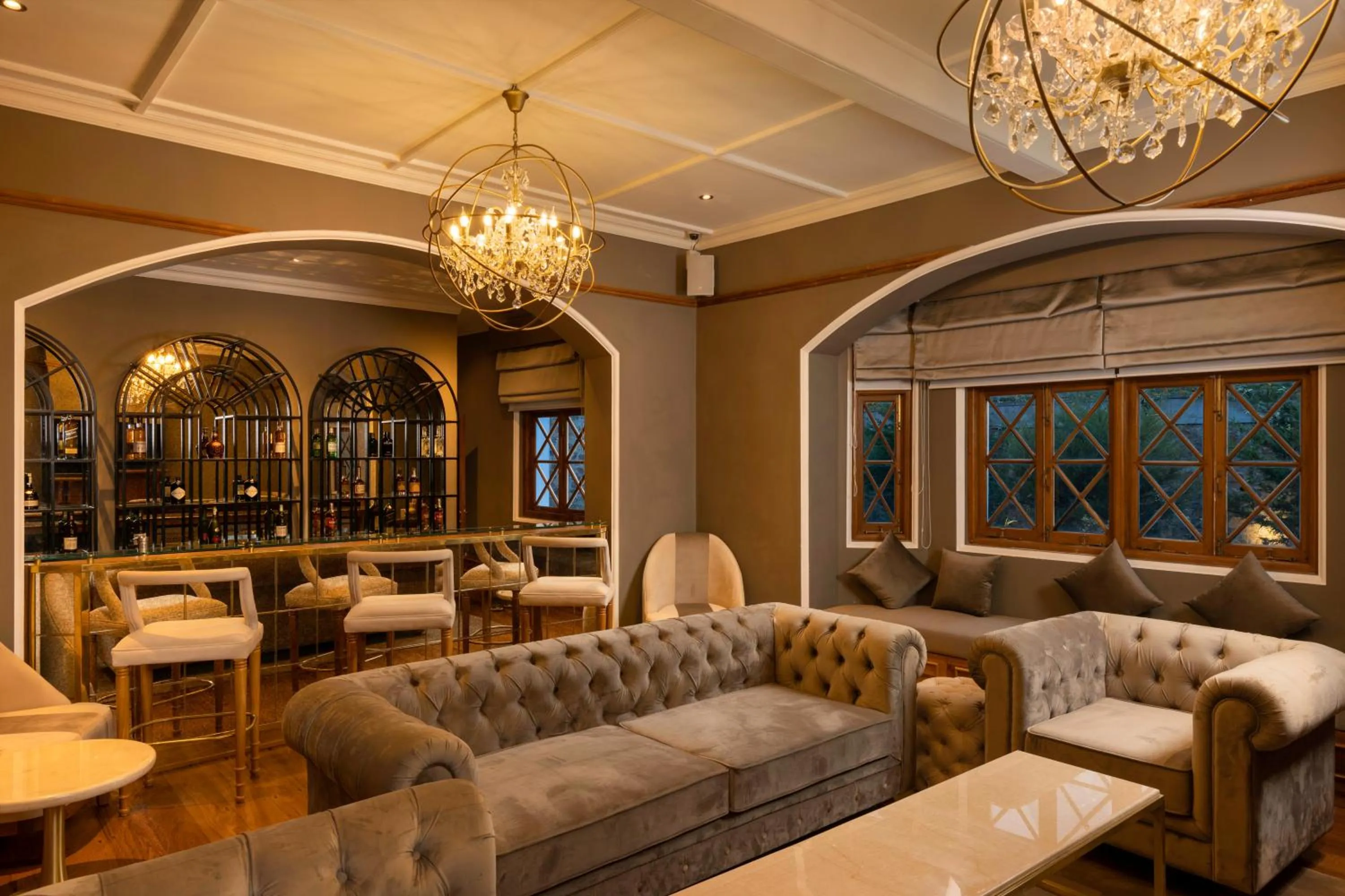 Living room in The Bellwood Manor