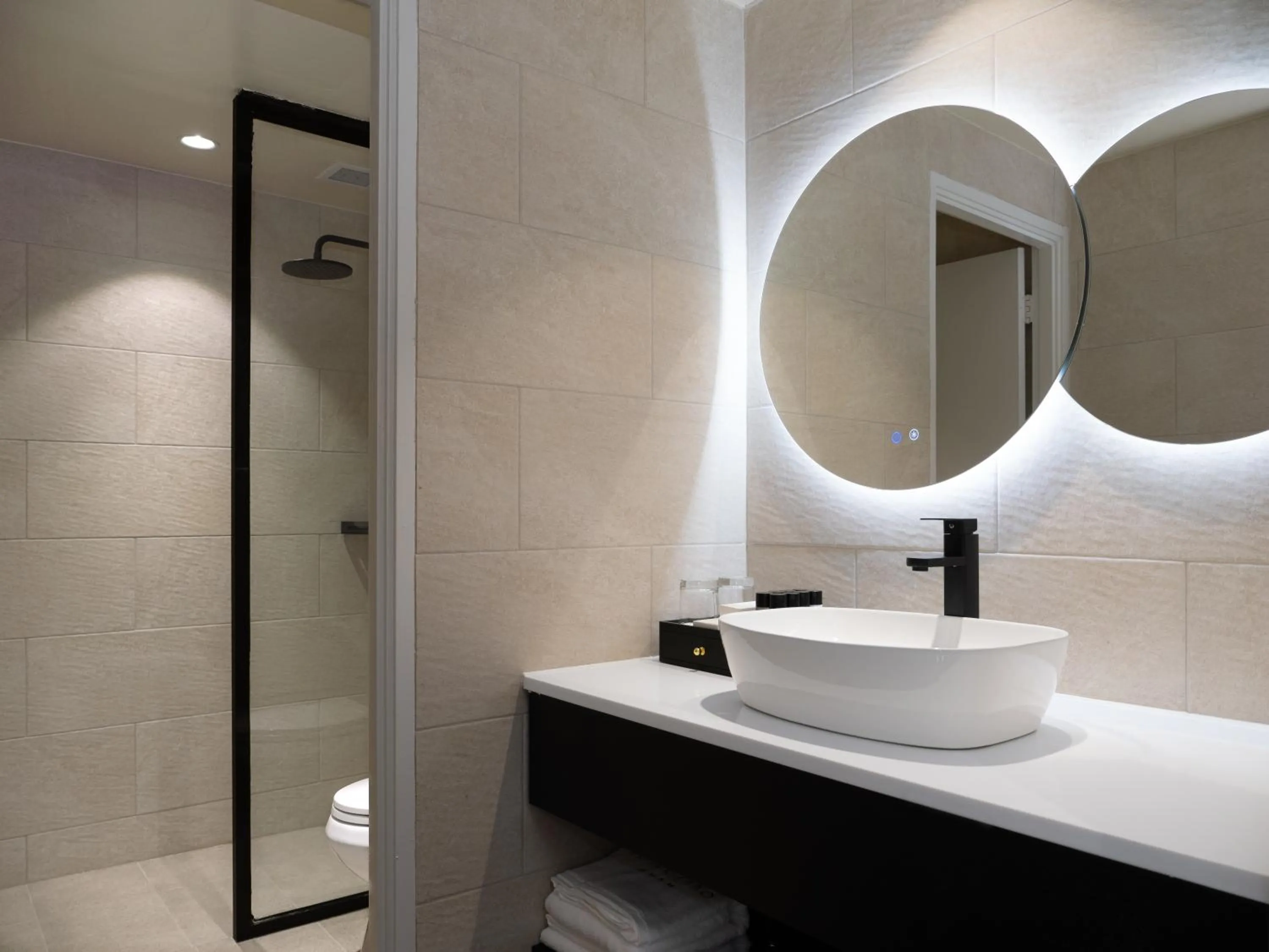 Shower in Hotel Tano Guam