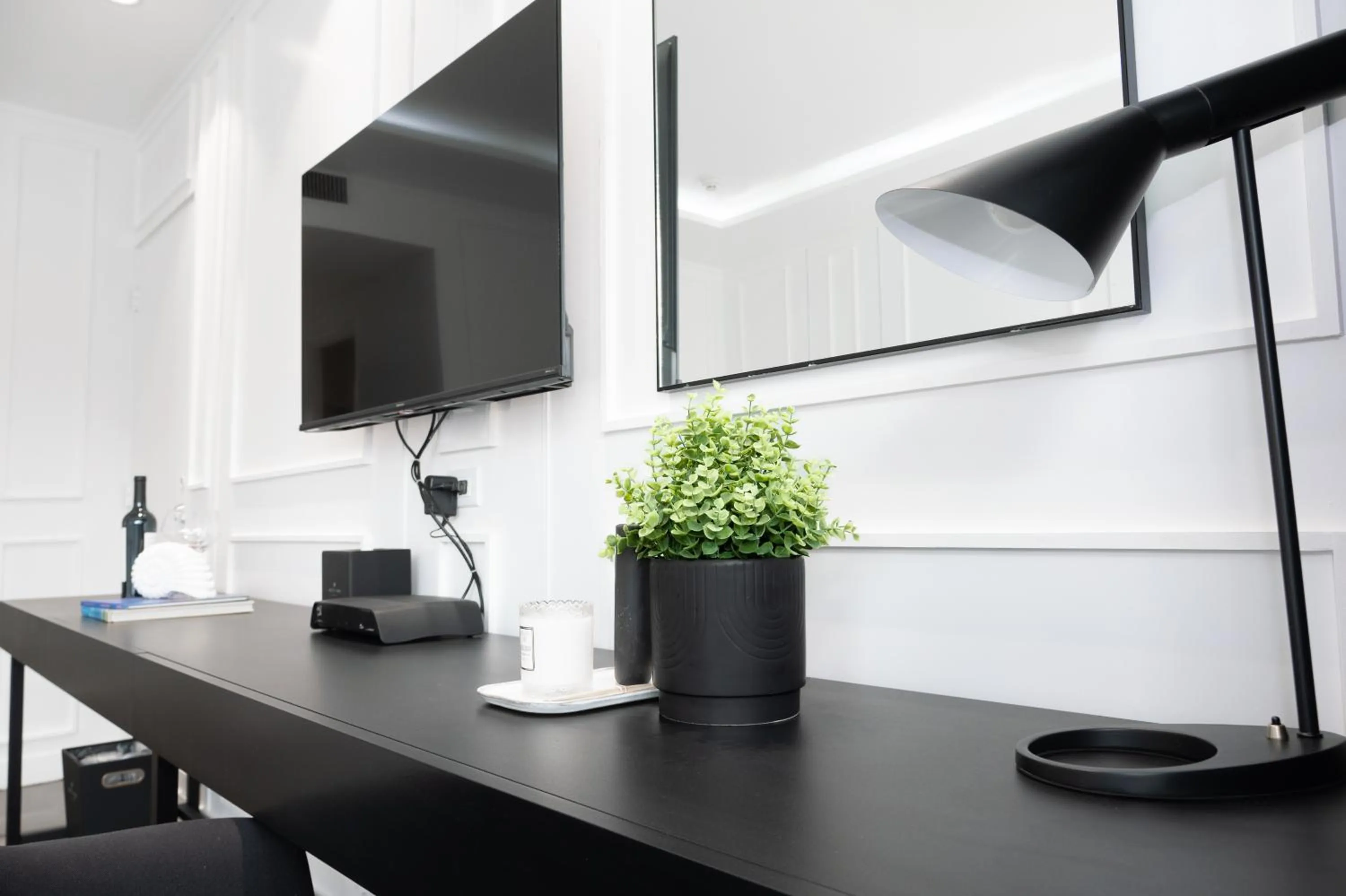 TV and multimedia in Hotel Tano Guam