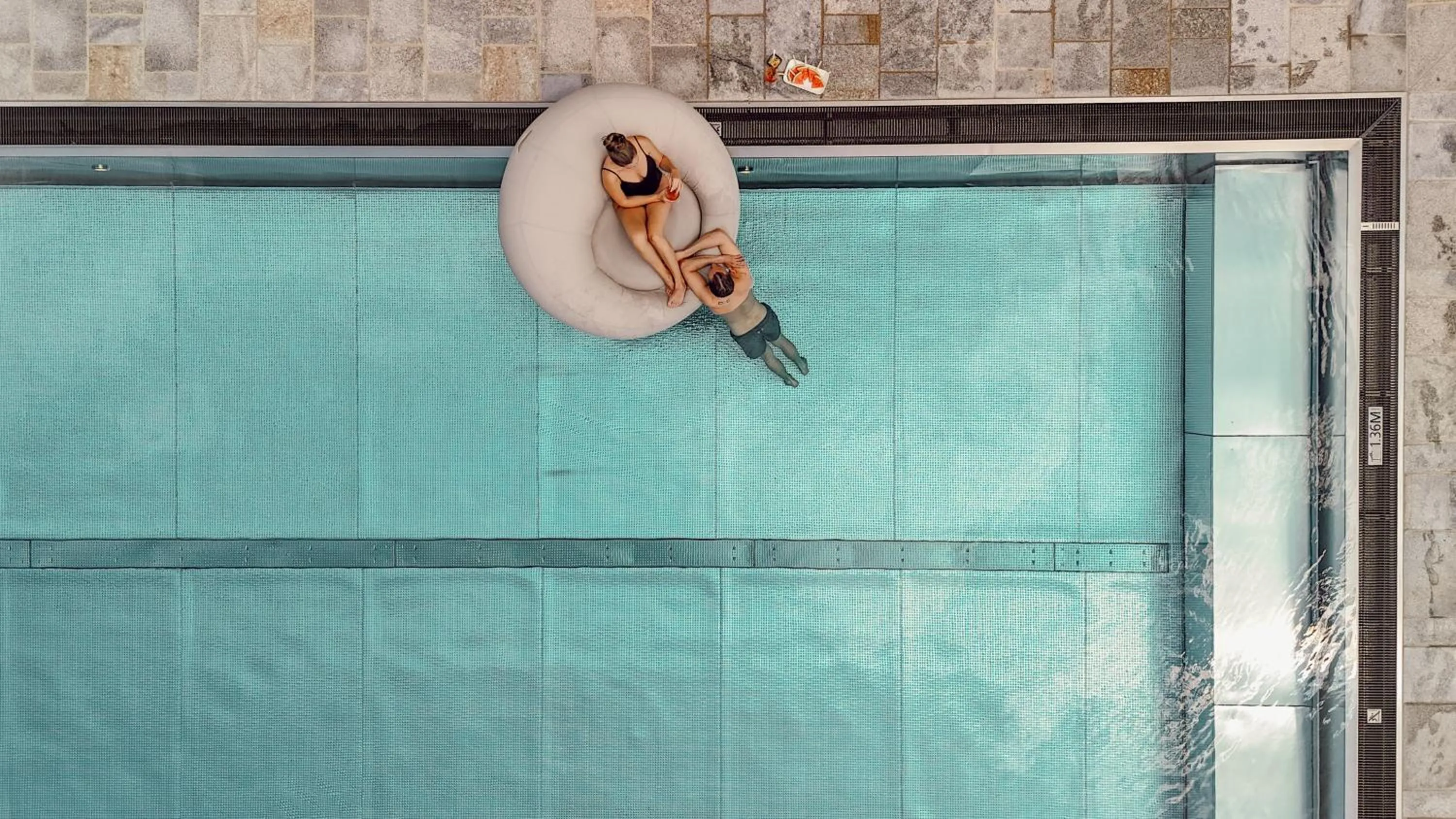 Pool view in Impulshotel FREIGOLD