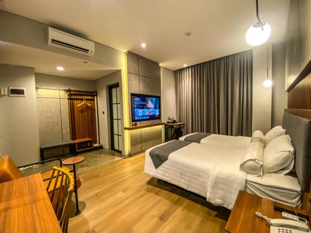 Bedroom, Bed in Nata Azana Hotel Solo