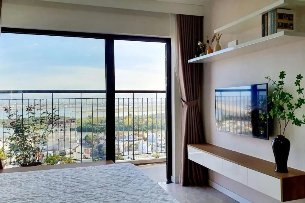 hair dresser in Lucky CH 1403 The Light