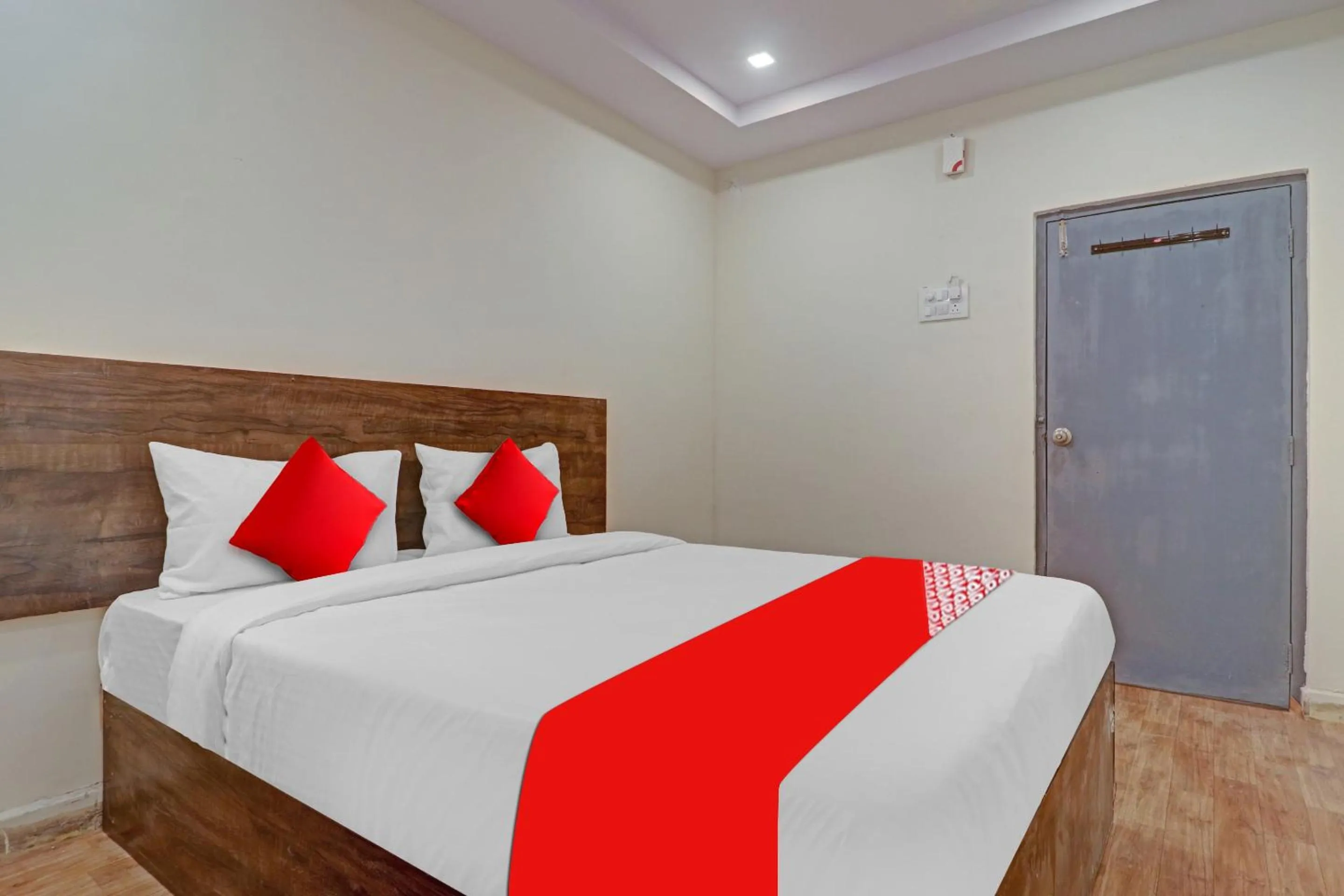 Bedroom, Bed in Hotel O R Square Bn Reddy