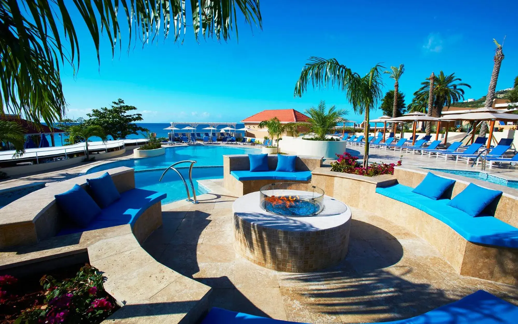 Pool view in Divi Little Bay Beach Resort Pool view in Divi Little Bay Beach Resort