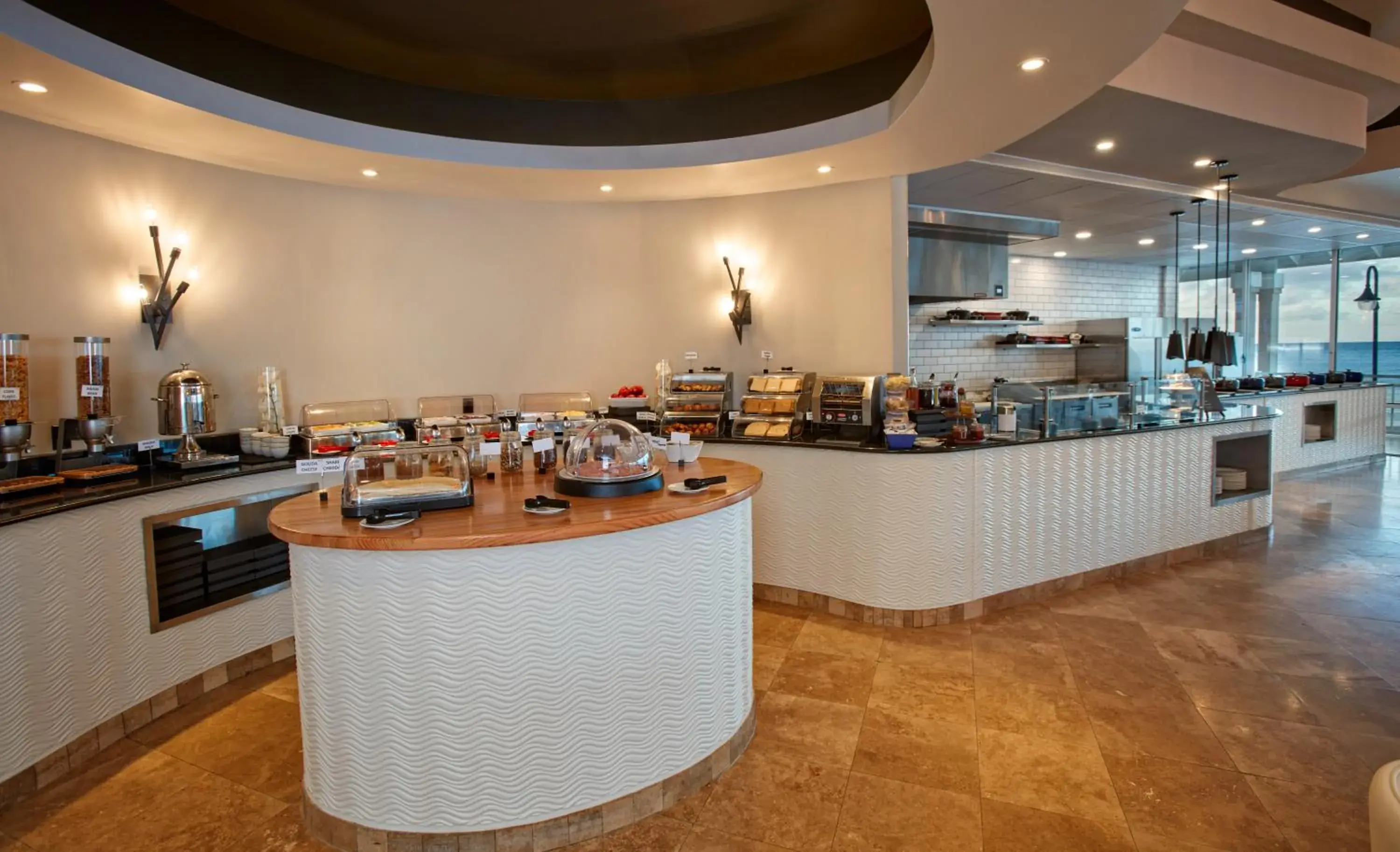 Restaurant/places to eat in Divi Little Bay Beach Resort Restaurant/places to eat in Divi Little Bay Beach Resort