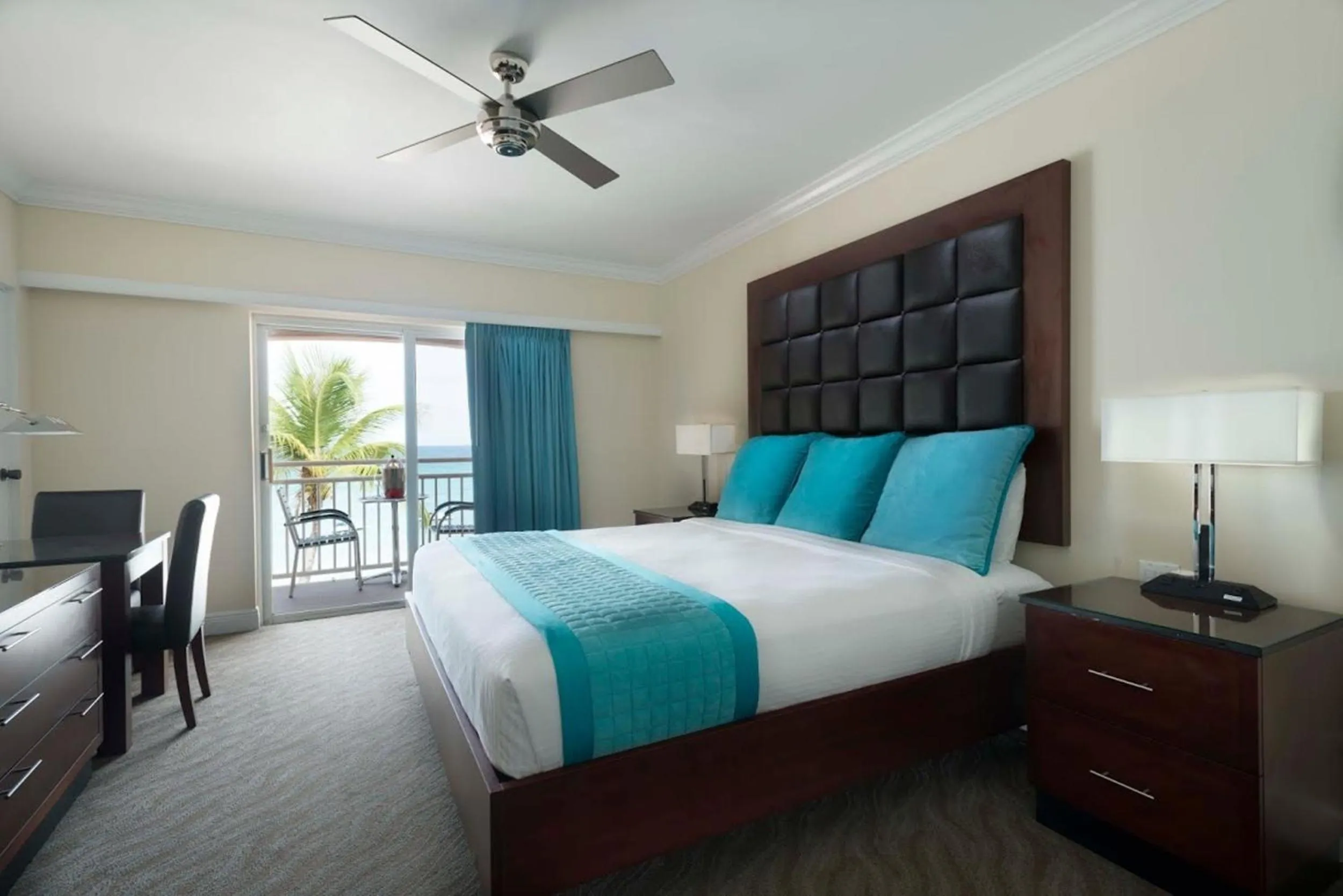 Photo of the whole room, Bed in Divi Little Bay Beach Resort