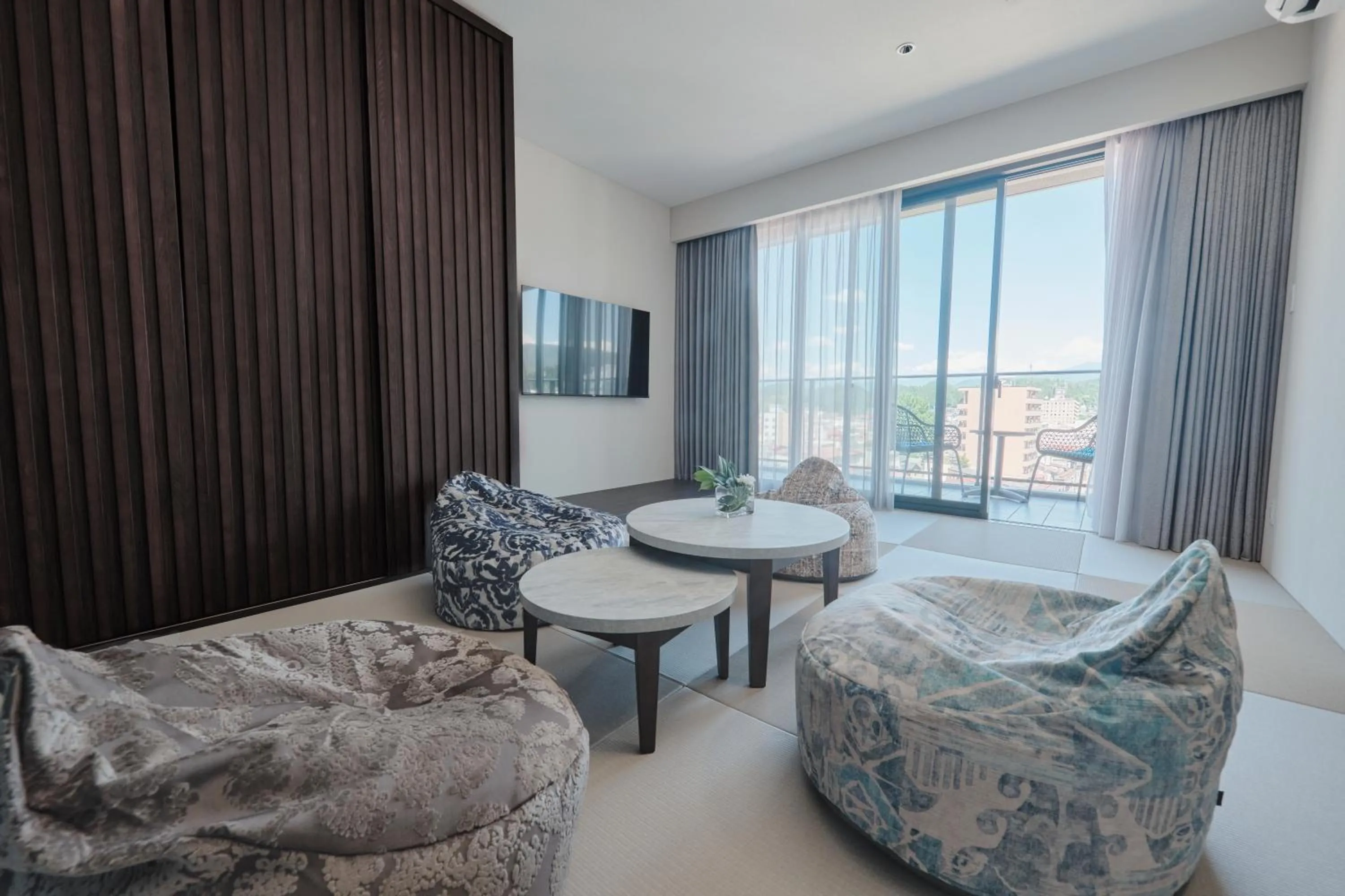 Photo of the whole room, Bed in FAV LUX Hida Takayama