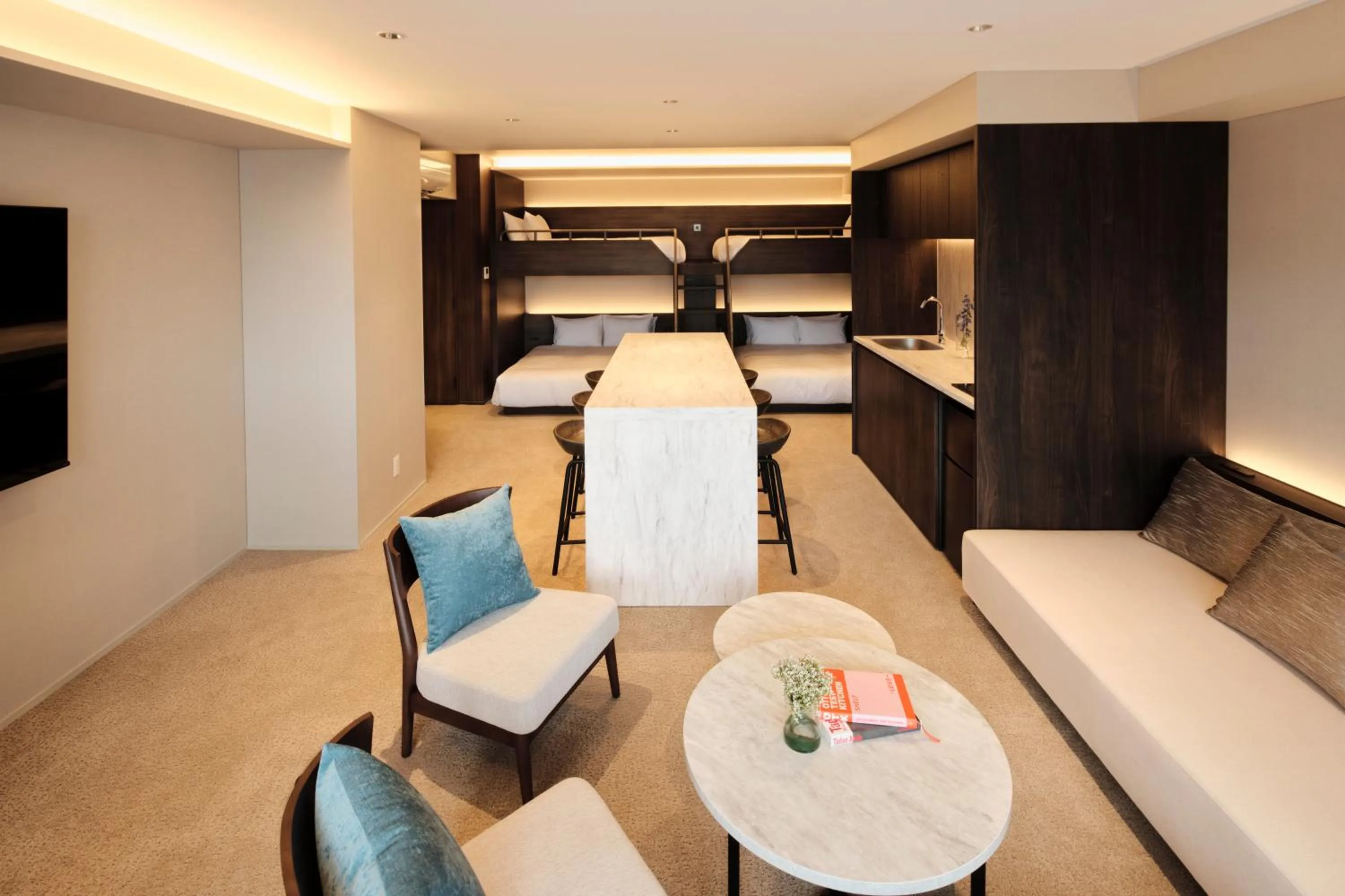 Photo of the whole room, Bed in FAV LUX Hida Takayama