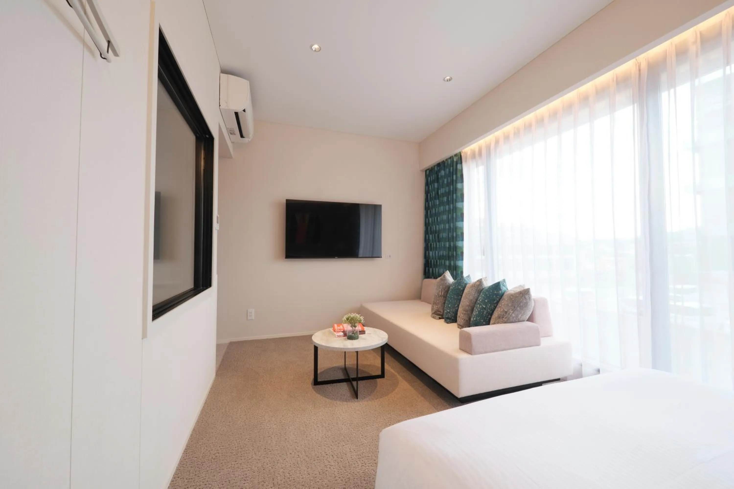 Photo of the whole room, Bed in FAV LUX Hida Takayama