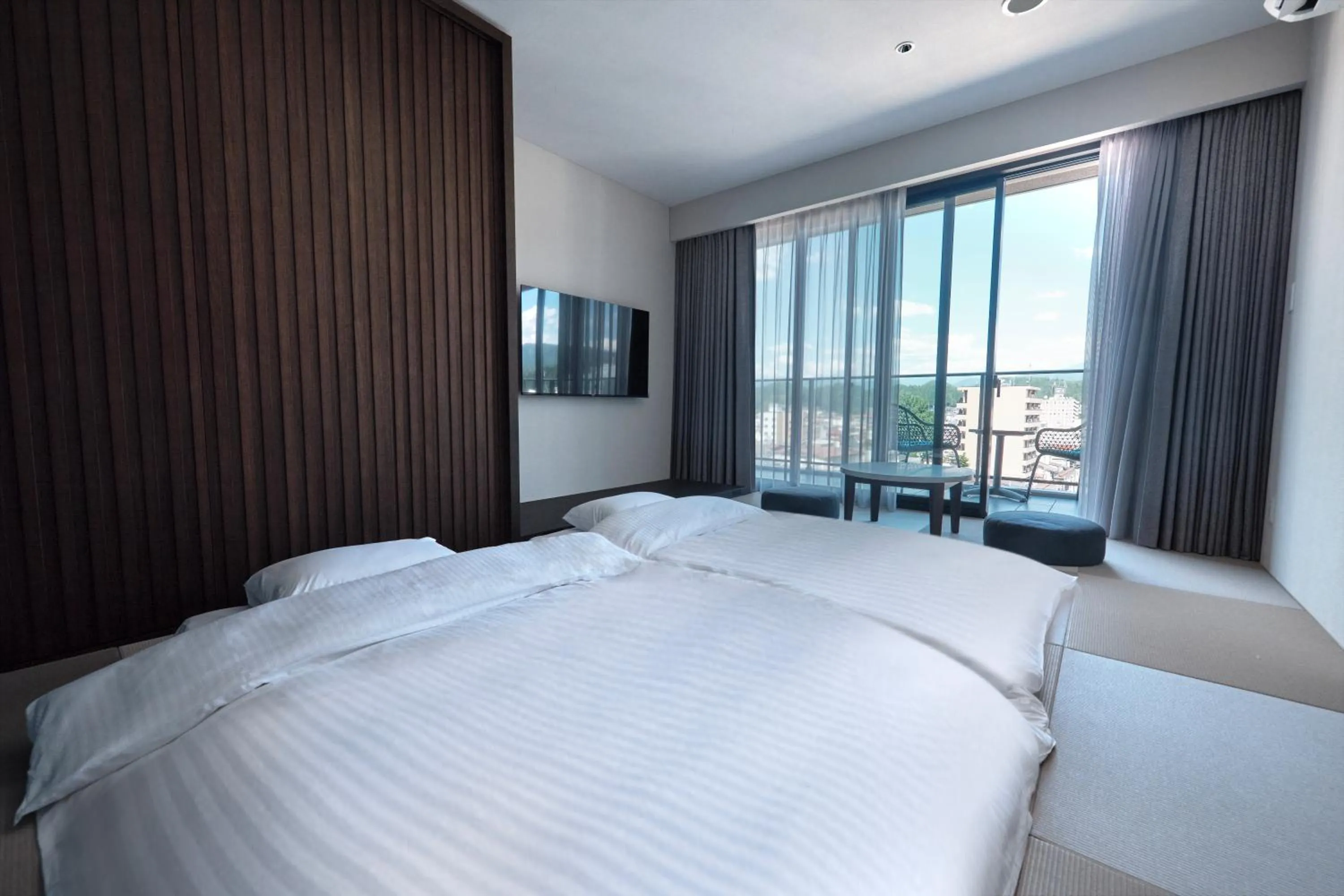 Photo of the whole room, Bed in FAV LUX Hida Takayama