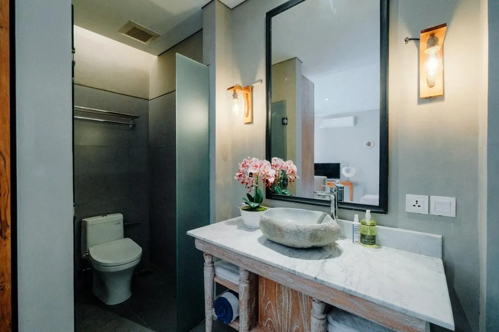 Bathroom in The Lavana Estasia Villa Nusa Dua - 2 Bedroom Villa Bathroom in The Lavana Estasia Villa Nusa Dua - 2 Bedroom Villa