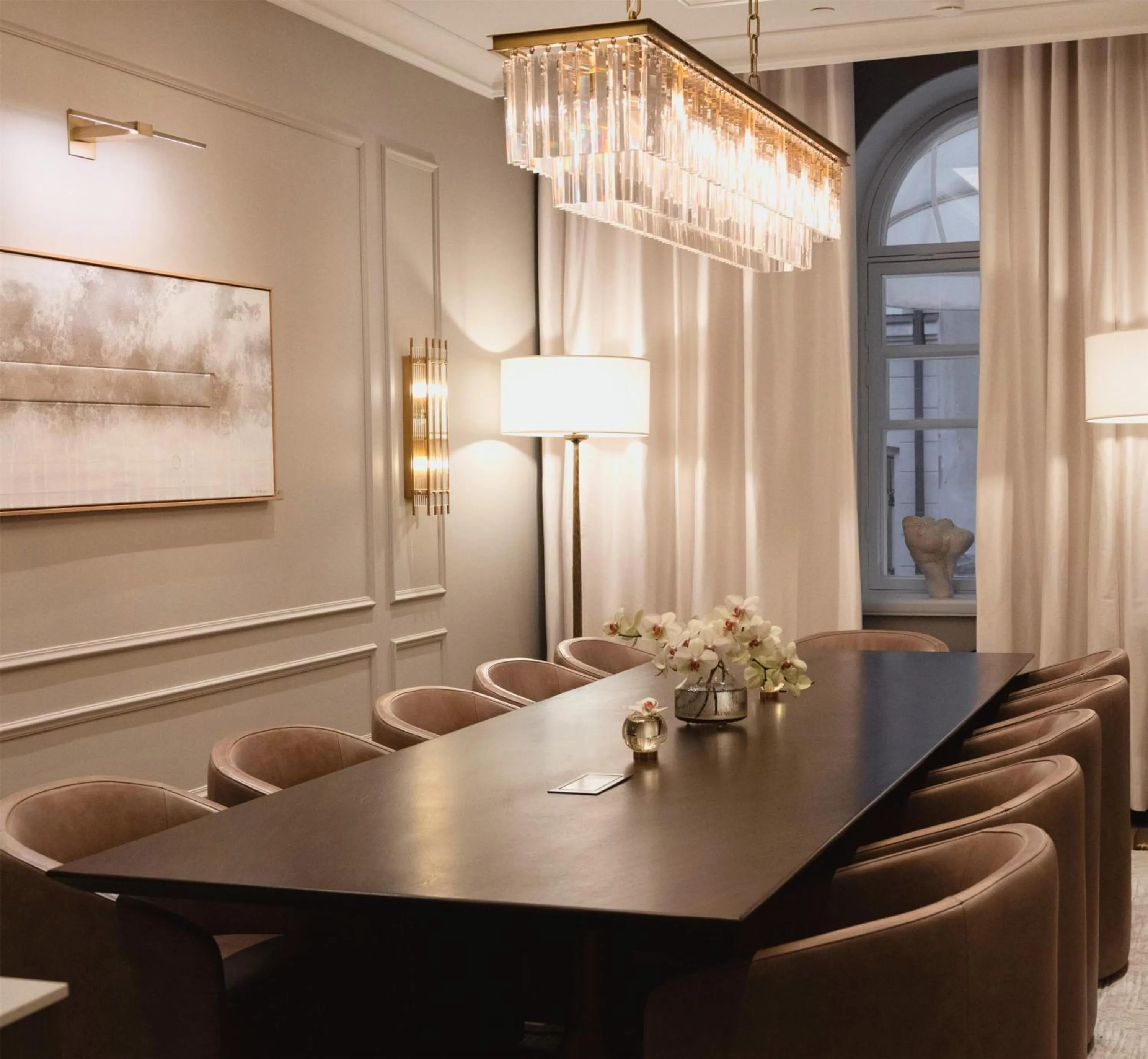 Dining area in Waldorf Astoria Helsinki