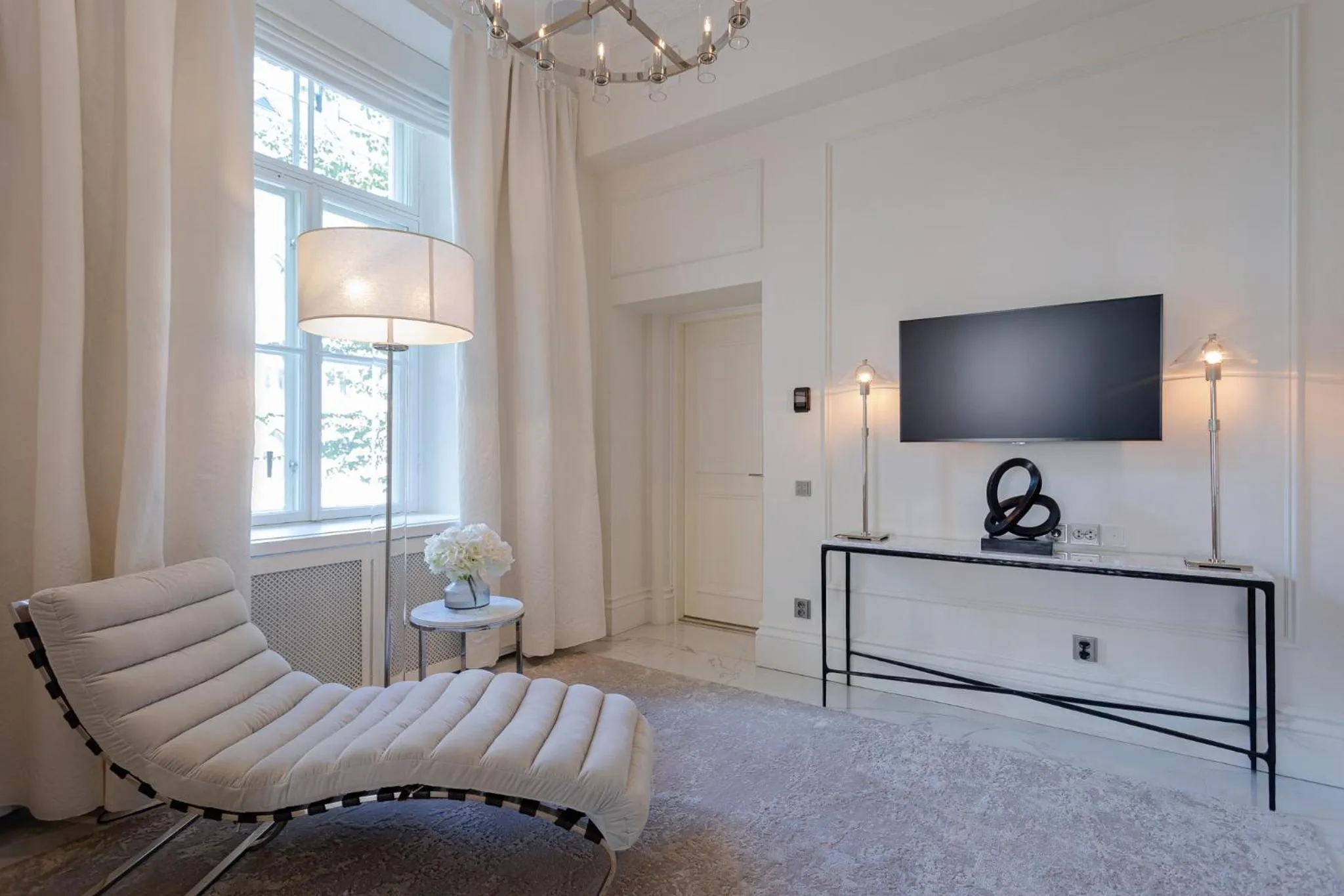 TV and multimedia in Waldorf Astoria Helsinki