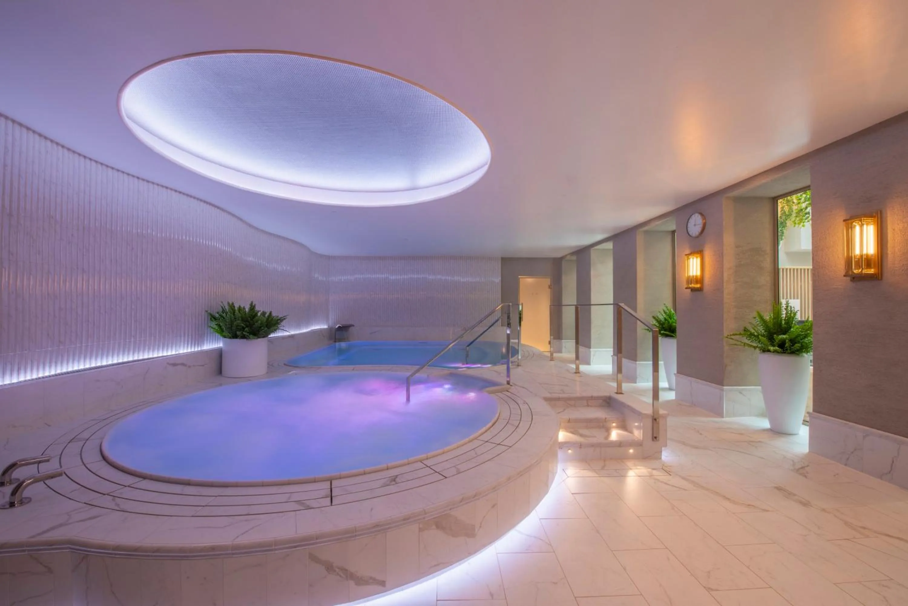 Hot Tub in Waldorf Astoria Helsinki