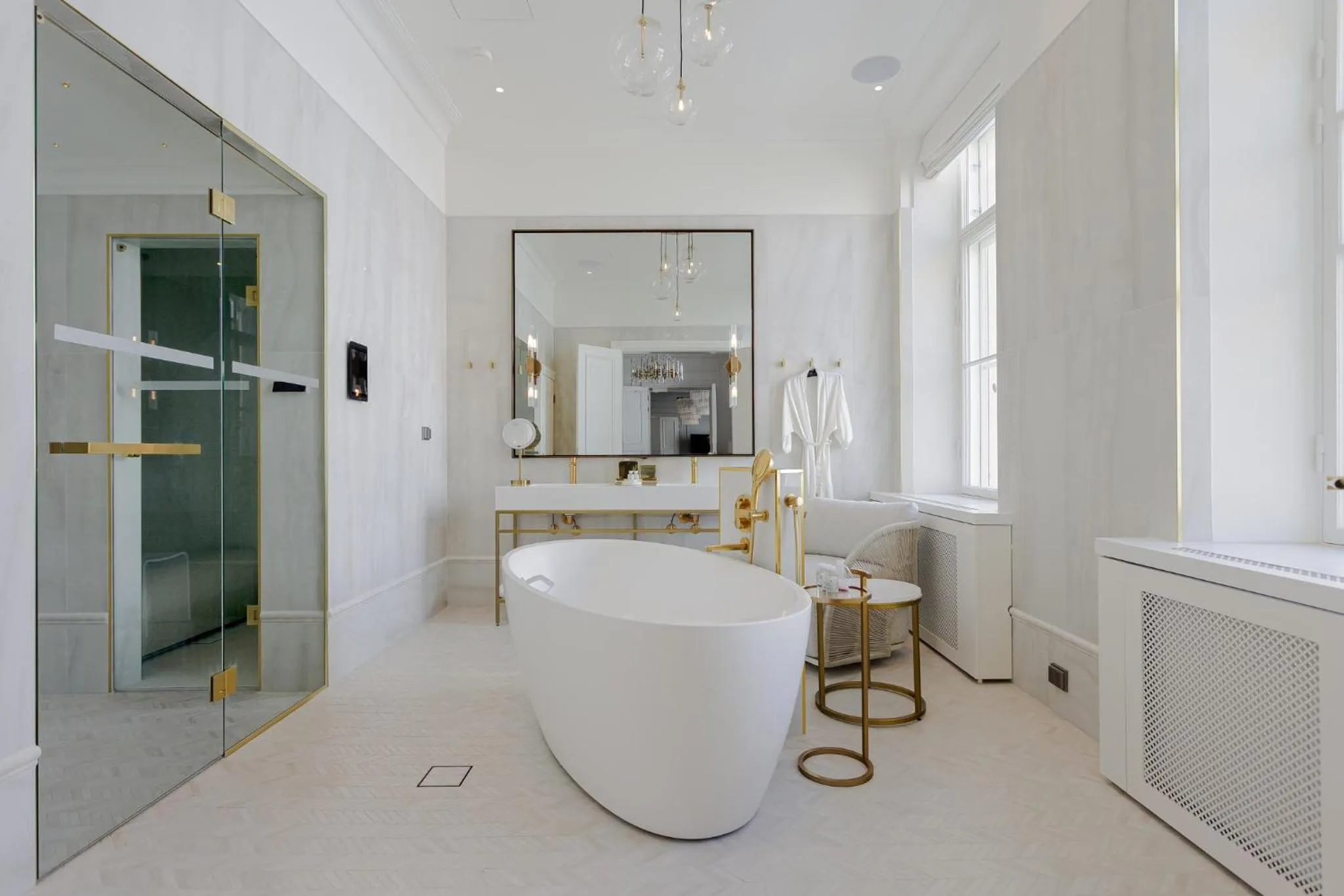 Bathroom in Waldorf Astoria Helsinki