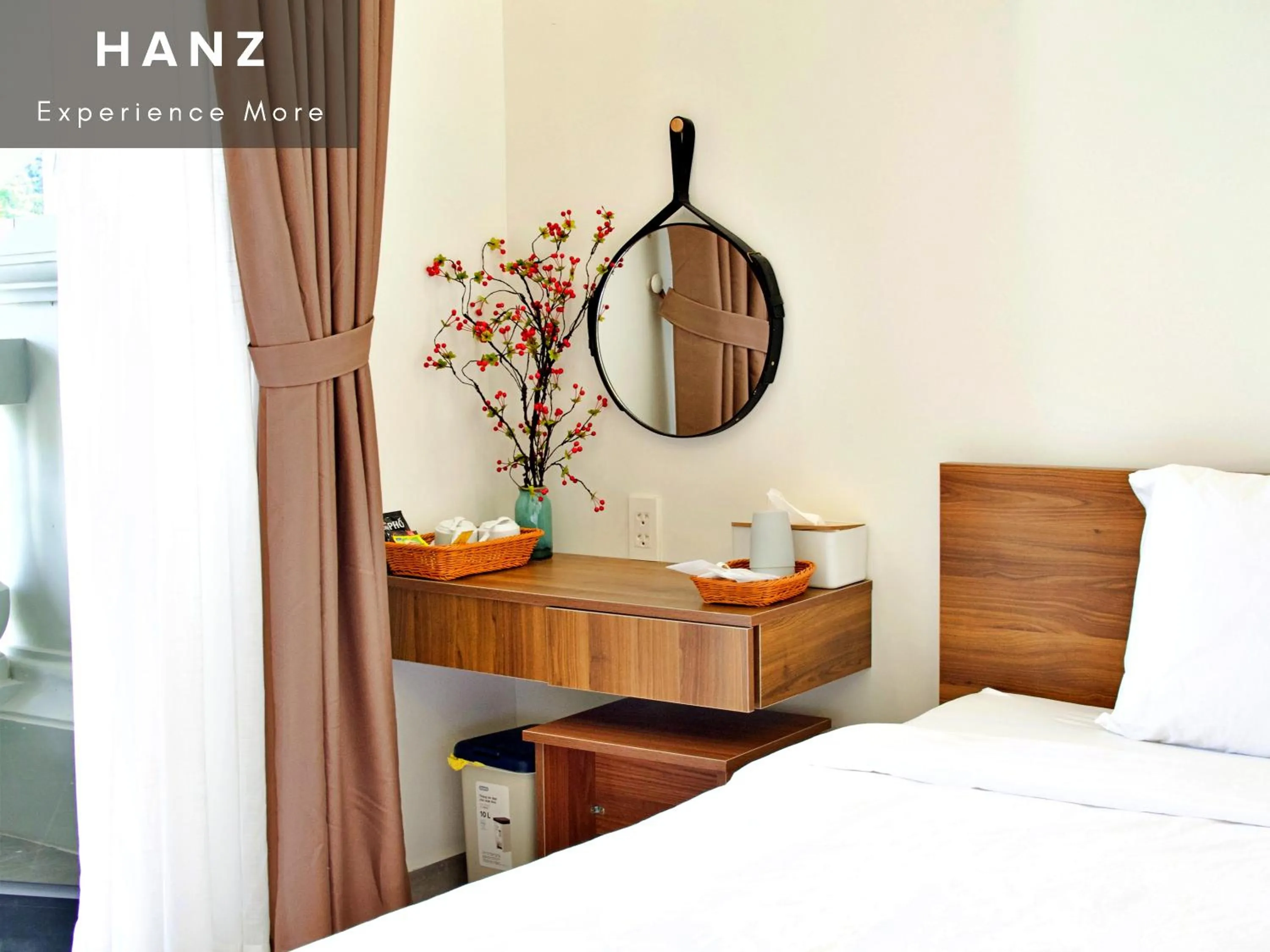 Bed in HANZ TM01 Monstera Grand Lago