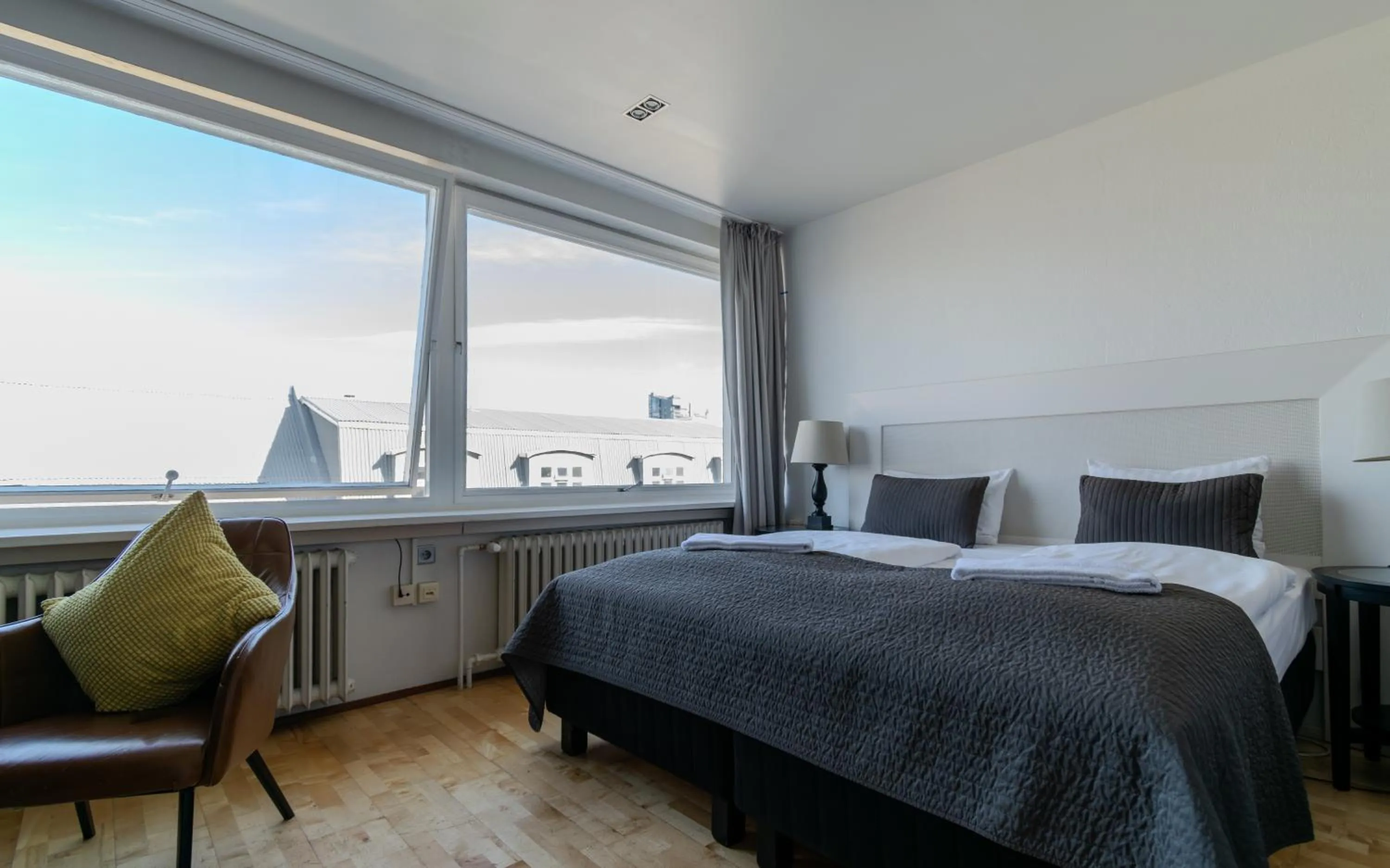 Street view, Bed in Máni Apartments