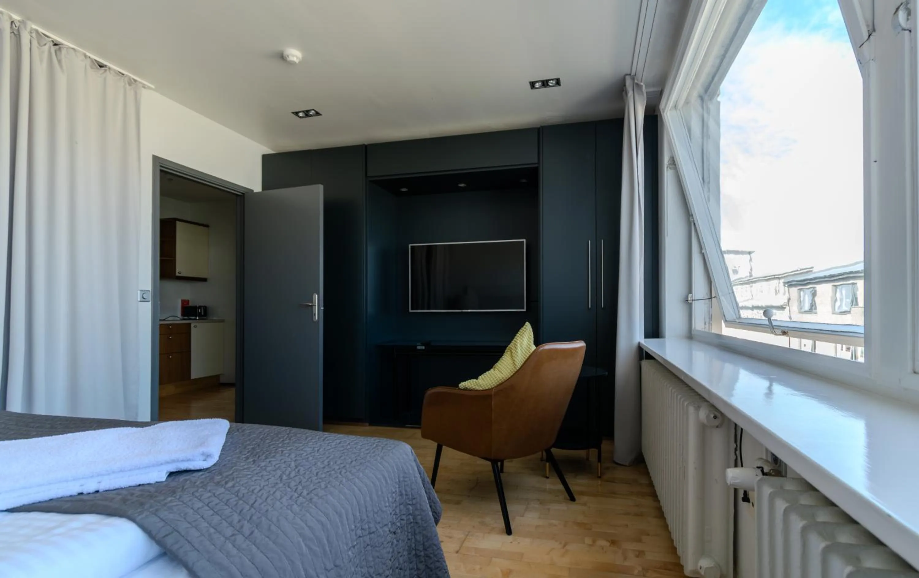 Bedroom, Bed in Máni Apartments