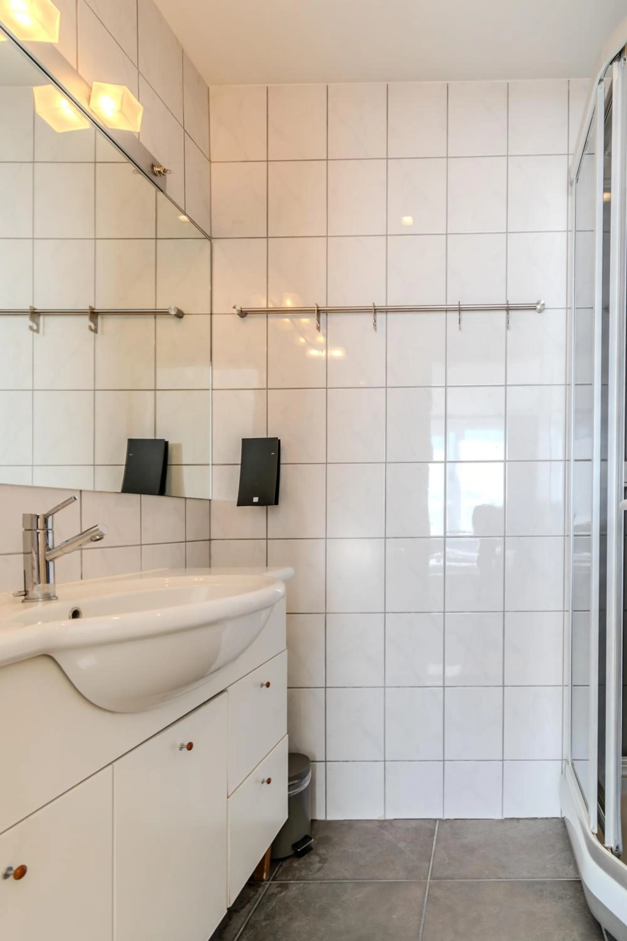 Bathroom in Máni Apartments
